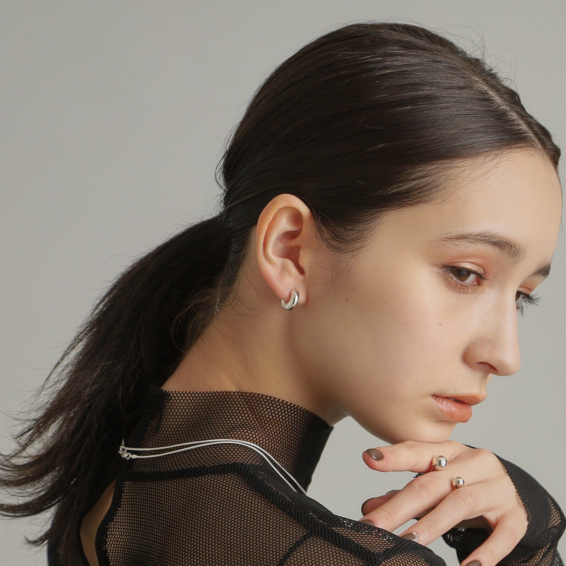 COCOSHNIK ONKITSCH「シルバー ホロウフープピアス ラウンドS」|ピアス|