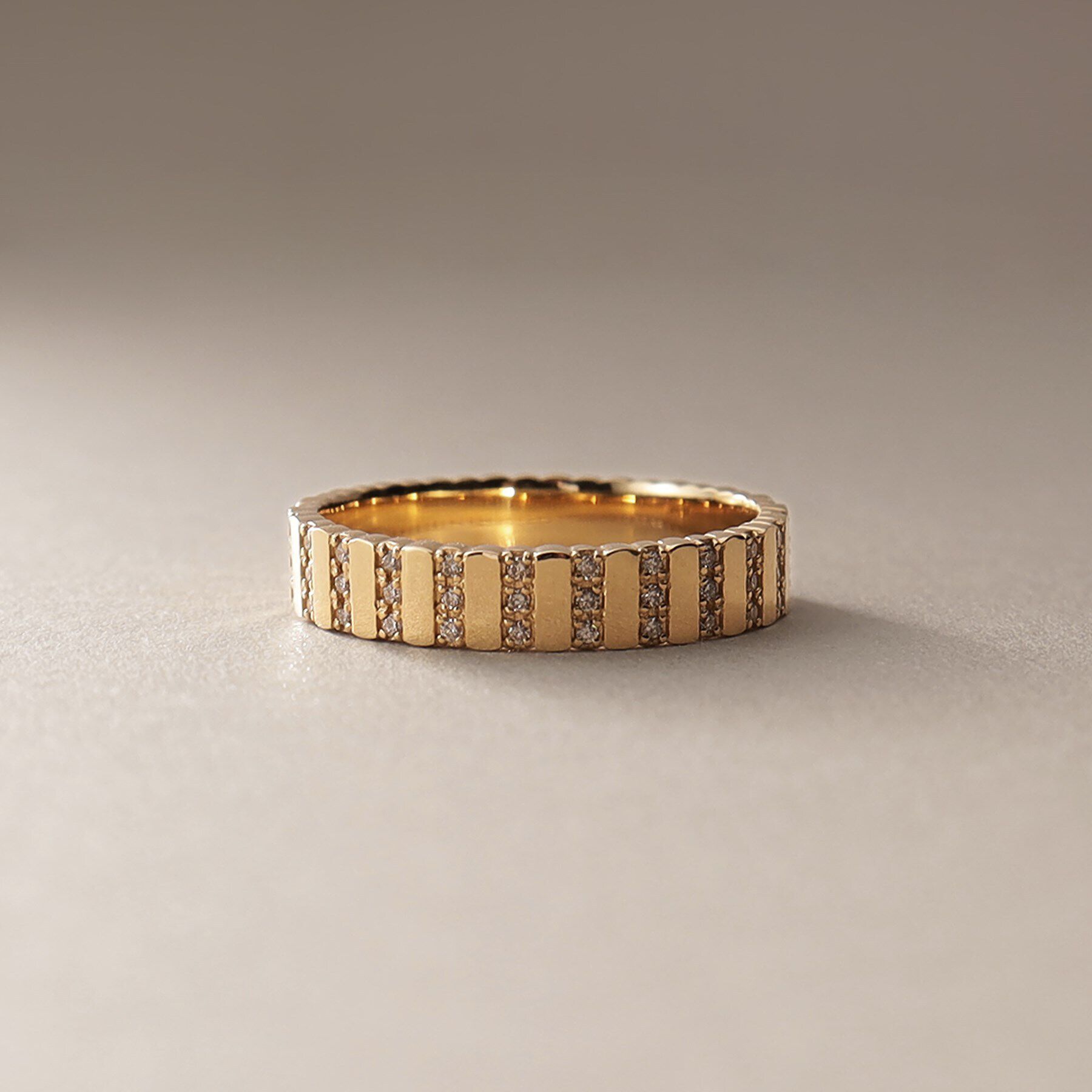 COCOSHNIK「K18ダイヤモンド ストライプ リング」|リング|