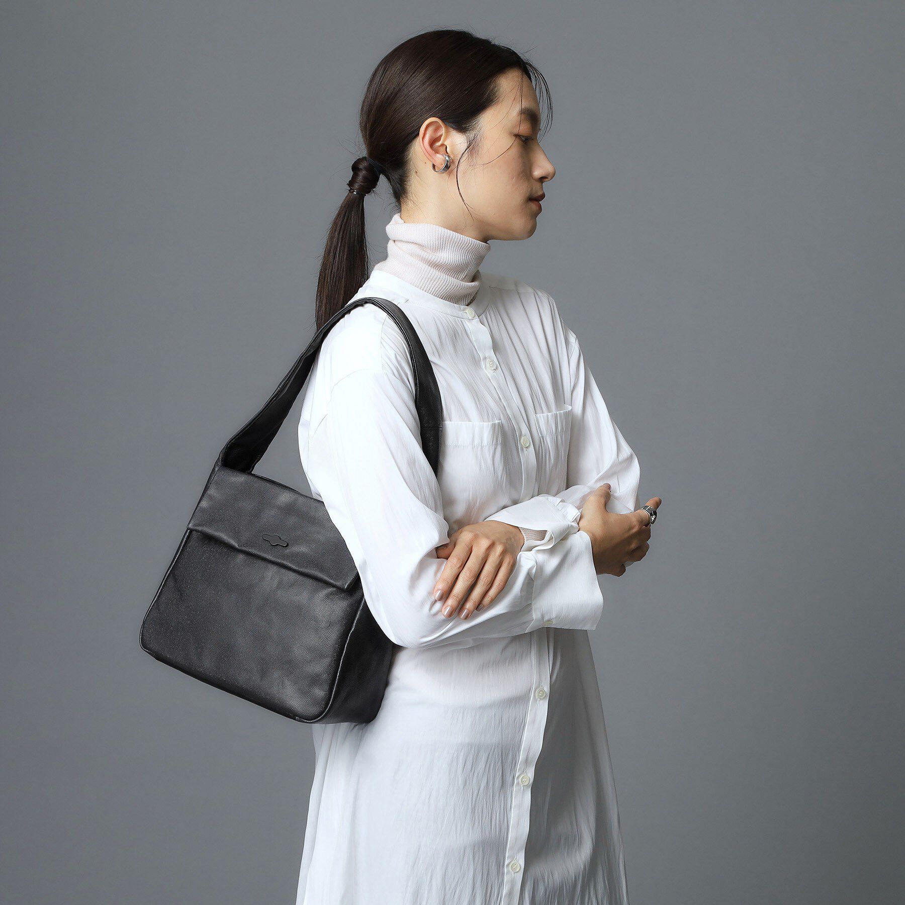 HIROKO HAYASHI「VELENO CISA（ヴェレーノ チーザ）ワンショルダーバッグ」|ショルダー・メッセンジャー|