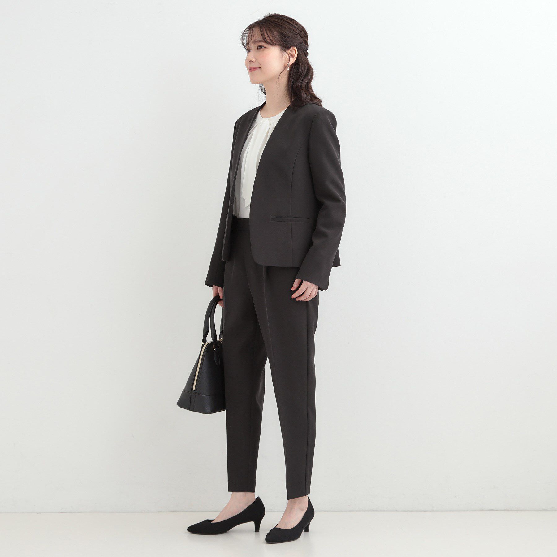 SHOO･LA･RUE「【3点スーツセット/洗濯機可】時短で好印象 セットアップ+ブラウス」|ノーカラージャケット|