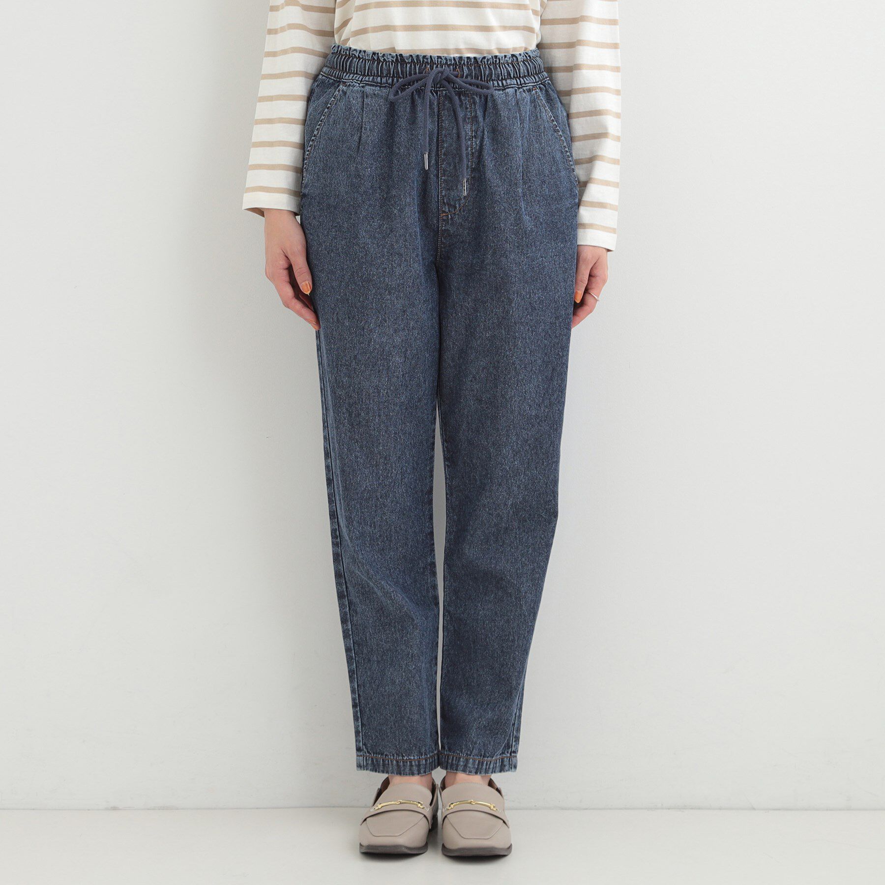 SHOO･LA･RUE「【ライトオンスデニム/S-LL/洗濯機可】夏でもはける らくらくイージーデニムテーパードパンツ」|デニム|