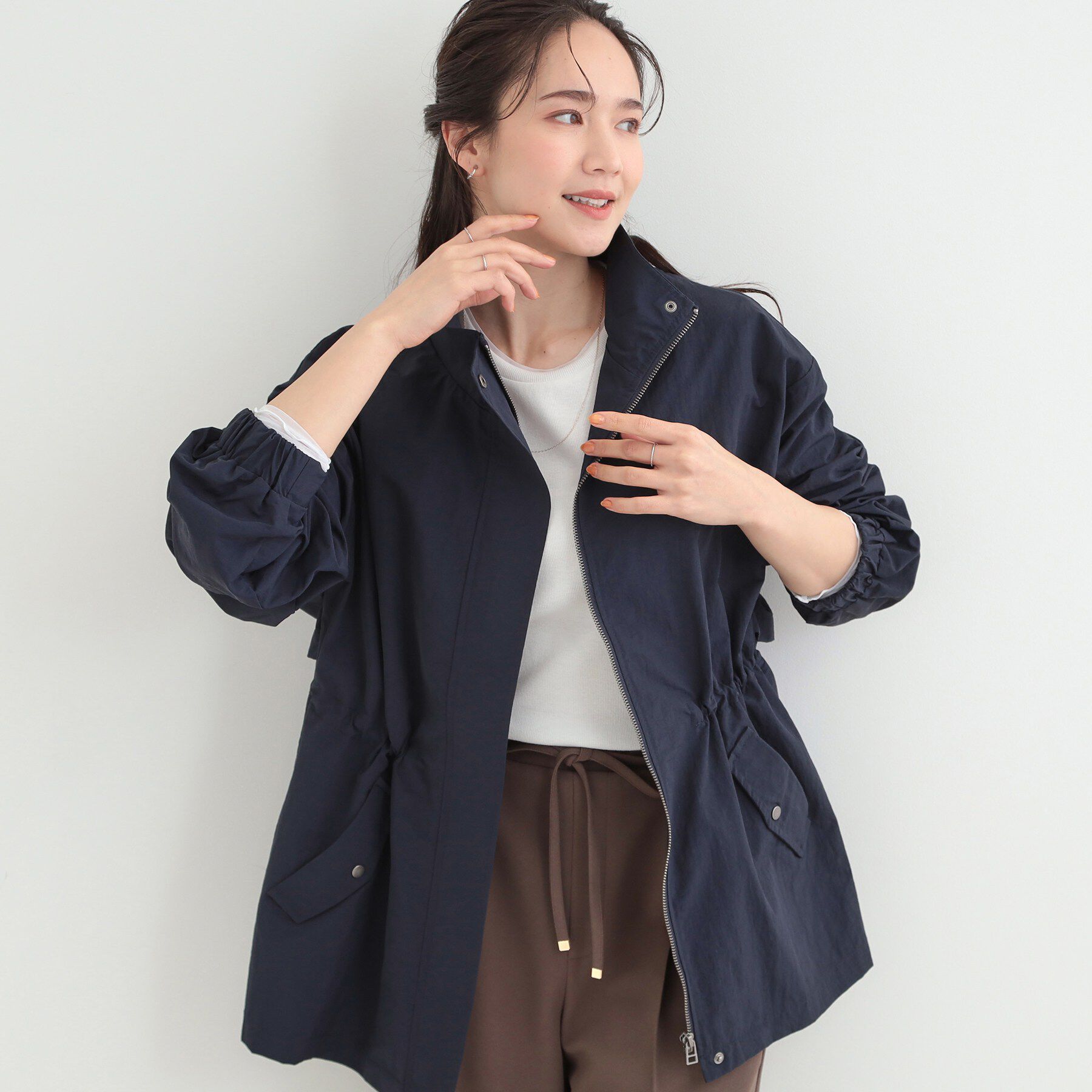 SHOO･LA･RUE「【防花粉/S-LL】ウエストマークですっきり見え　軽やかスタンドブルゾン」|ブルゾン・スタジャン|ネイビー(094)