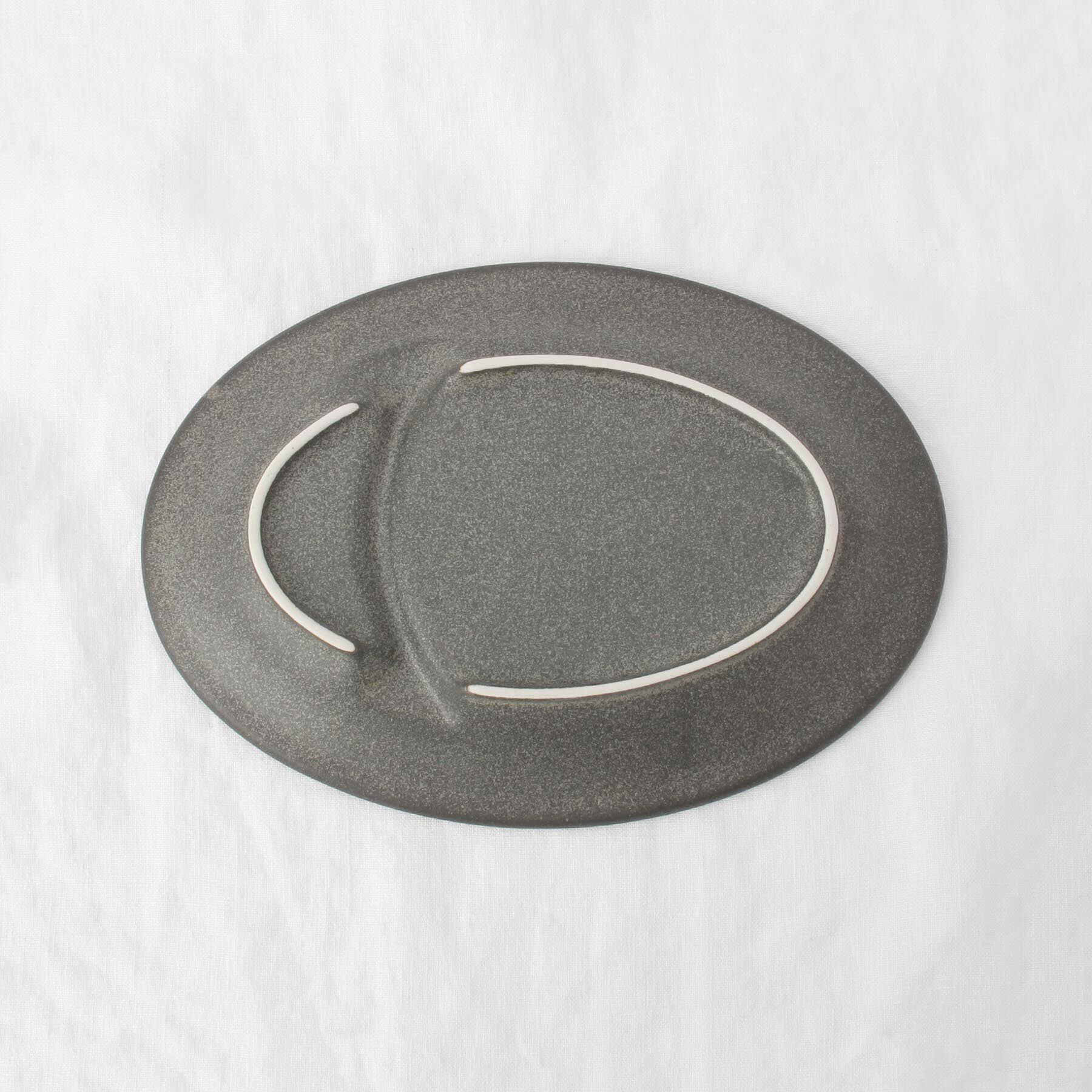 212 KITCHEN STORE「うつろい 仕切り皿 瀬戸黒」|食器・キッチングッズ|