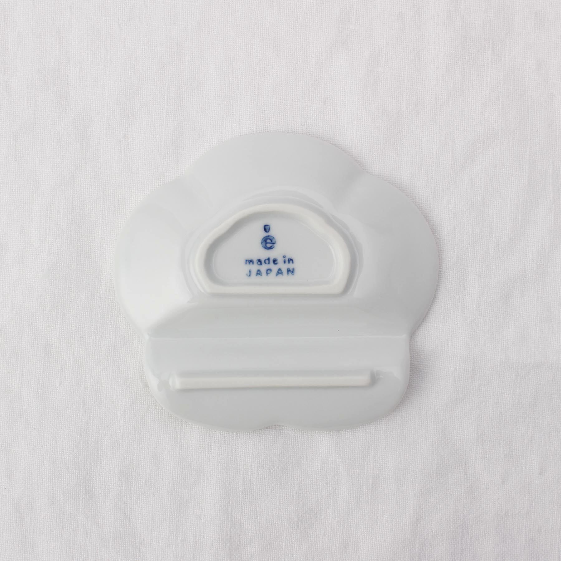 212 KITCHEN STORE「ニッポン絵皿 箸置き小皿 椿」|食器・キッチングッズ|