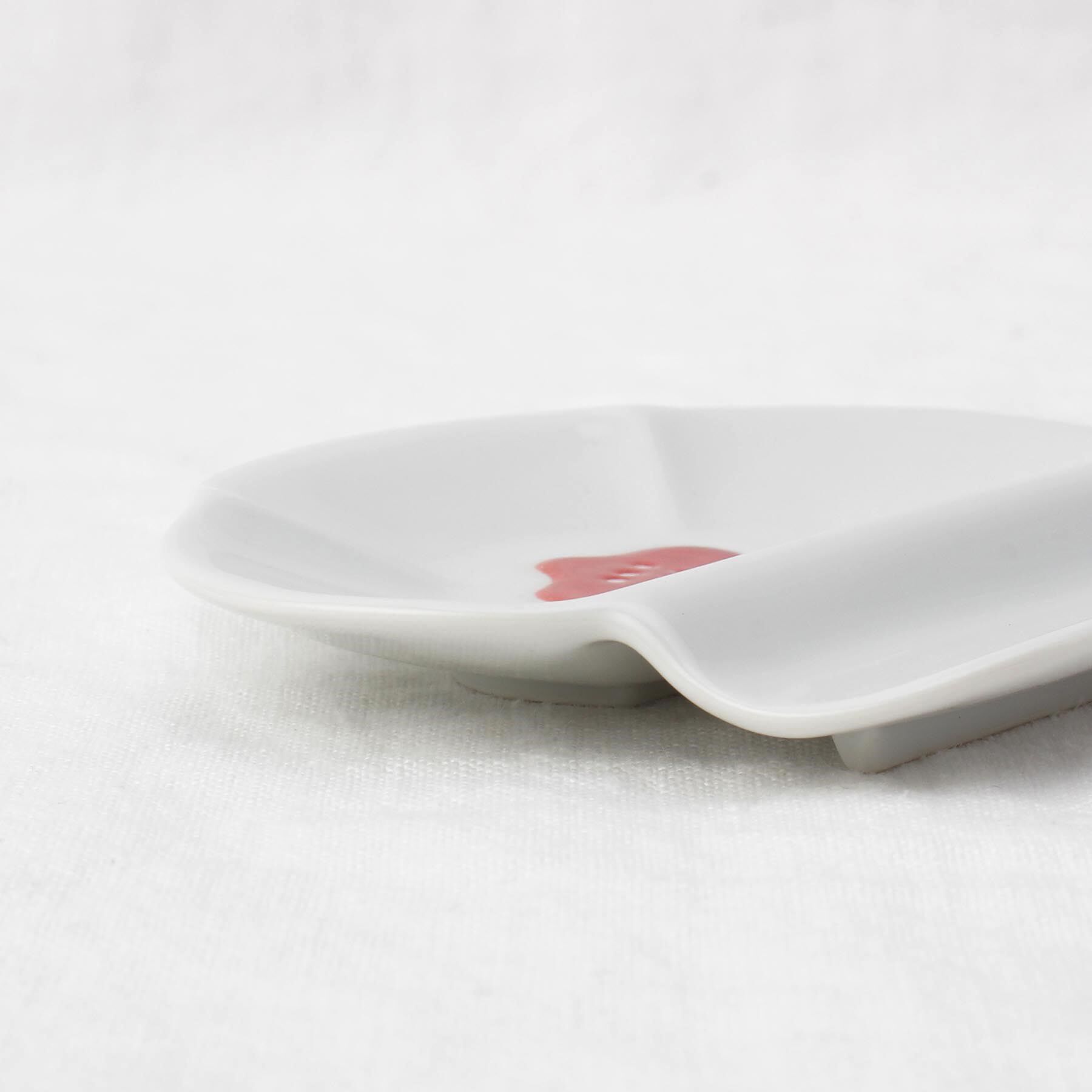 212 KITCHEN STORE「ニッポン絵皿 箸置き小皿 椿」|食器・キッチングッズ|