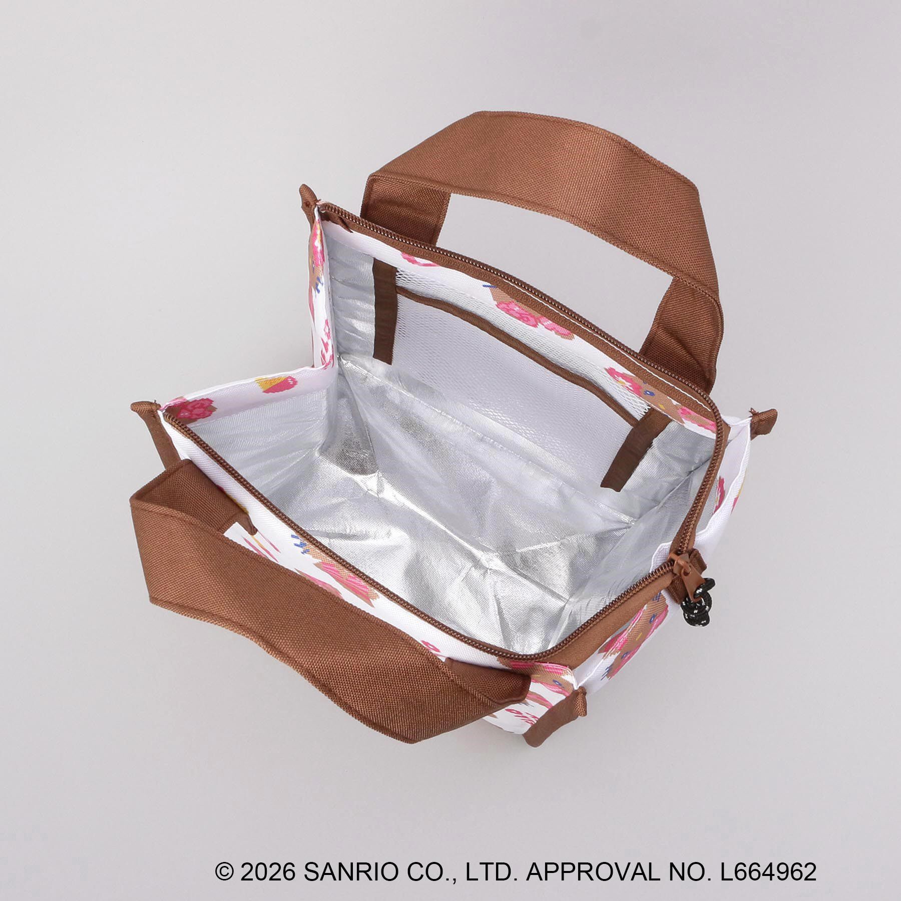 212 KITCHEN STORE「日焼けハローキティ DOT三角マチ保冷バッグ WH」|その他|