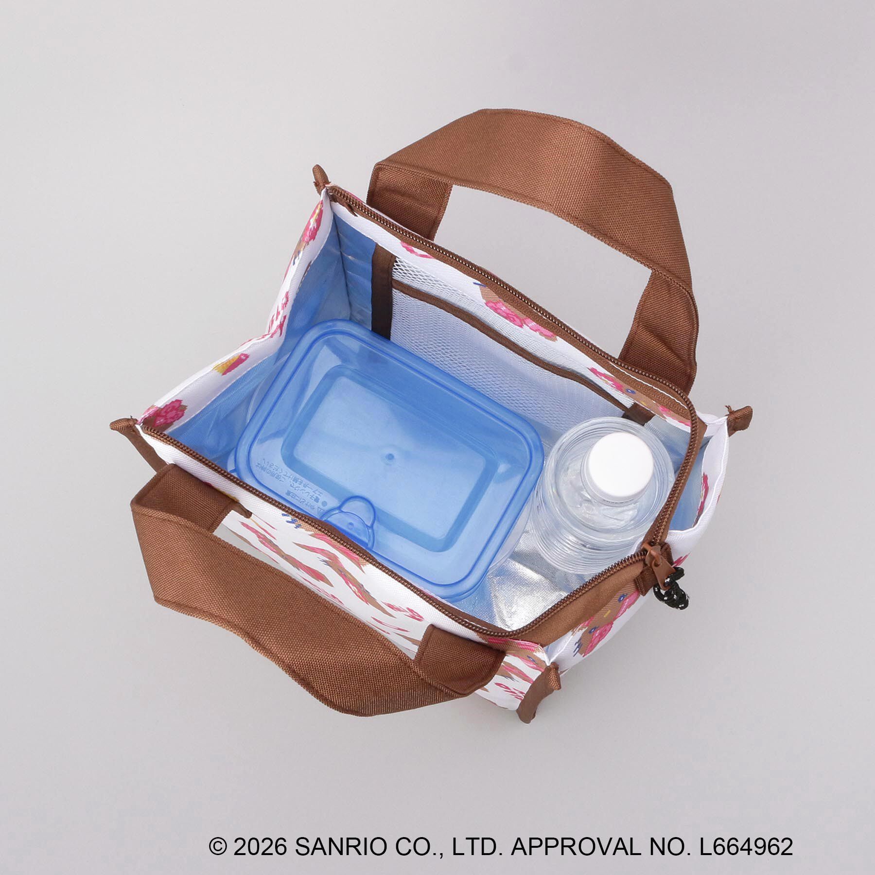 212 KITCHEN STORE「日焼けハローキティ DOT三角マチ保冷バッグ WH」|その他|