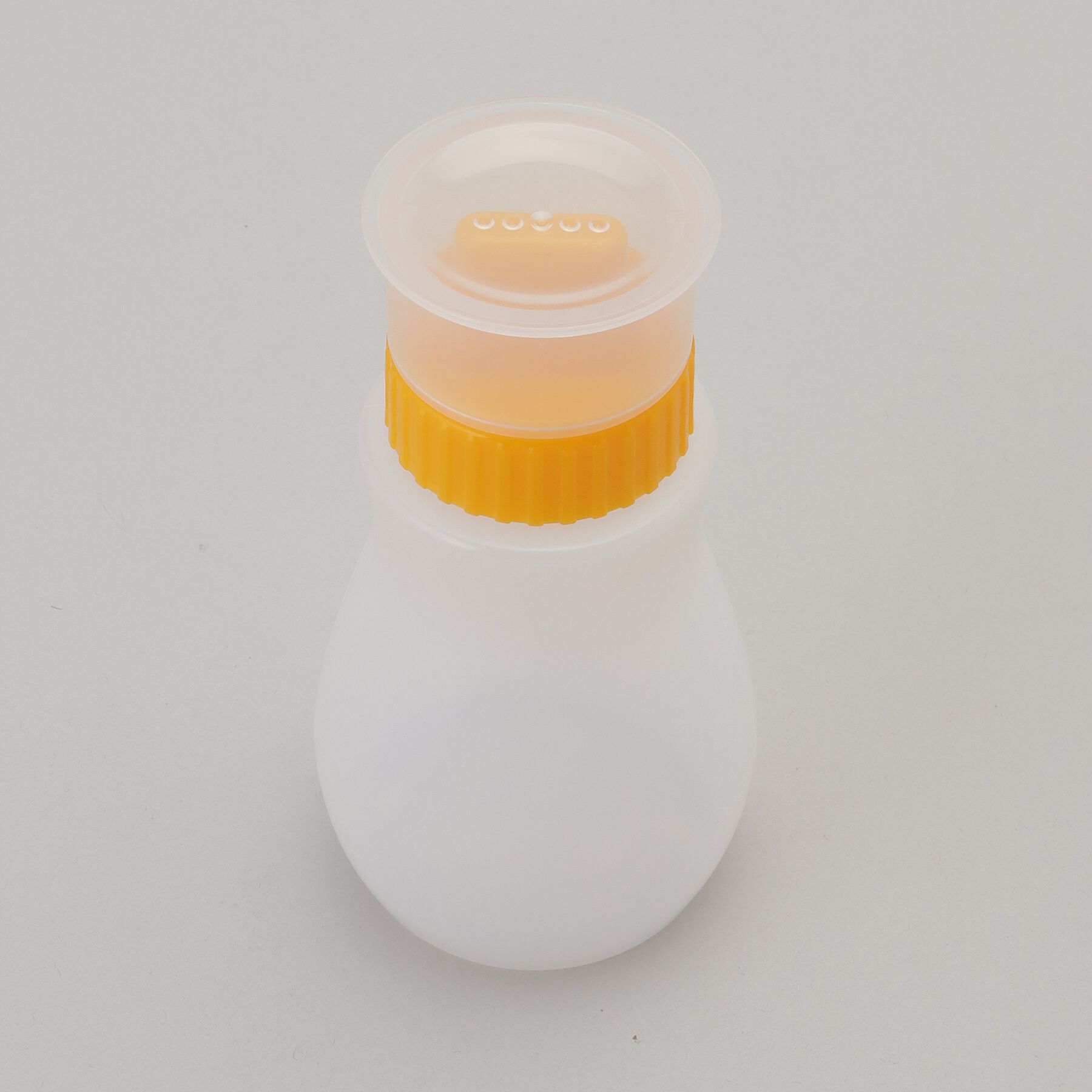 212 KITCHEN STORE「おやつDEっSE マヨネーズディスペンサー」|食器・キッチングッズ|