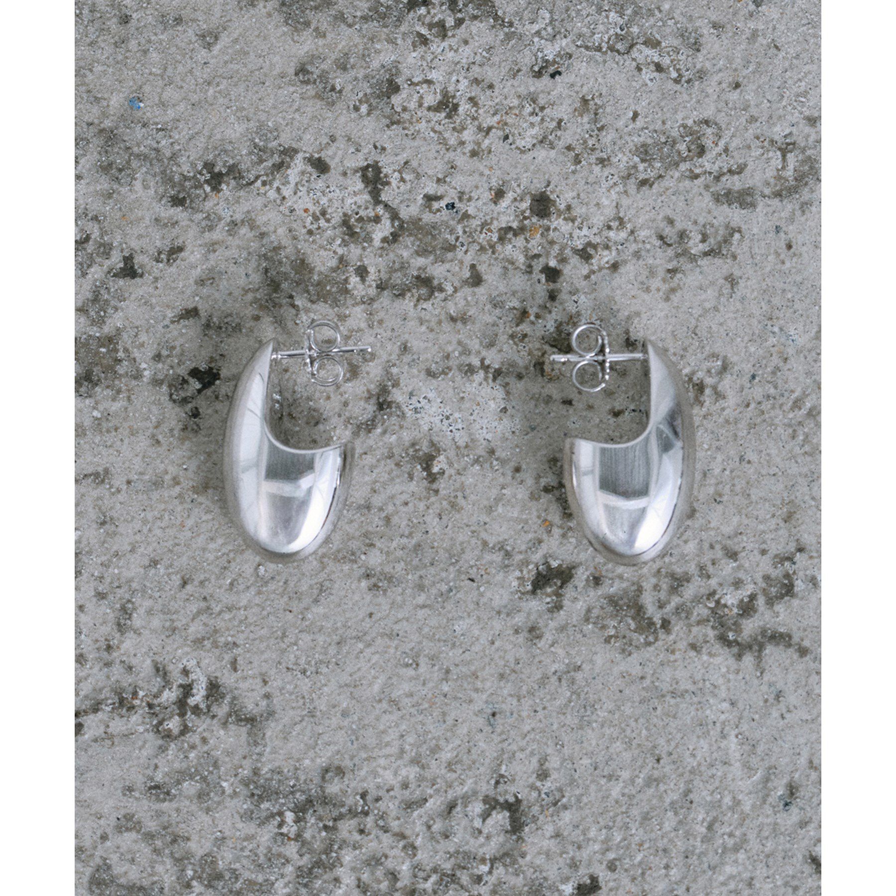 CODE A「Otiumberg．｜Pebble Earrings」|ピアス|シルバー(006)