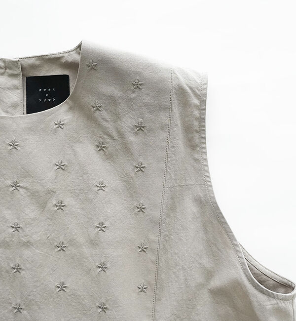 オオカミとフクロウ「オオカミと今宵、月の丘で」|ベスト・ジレ|