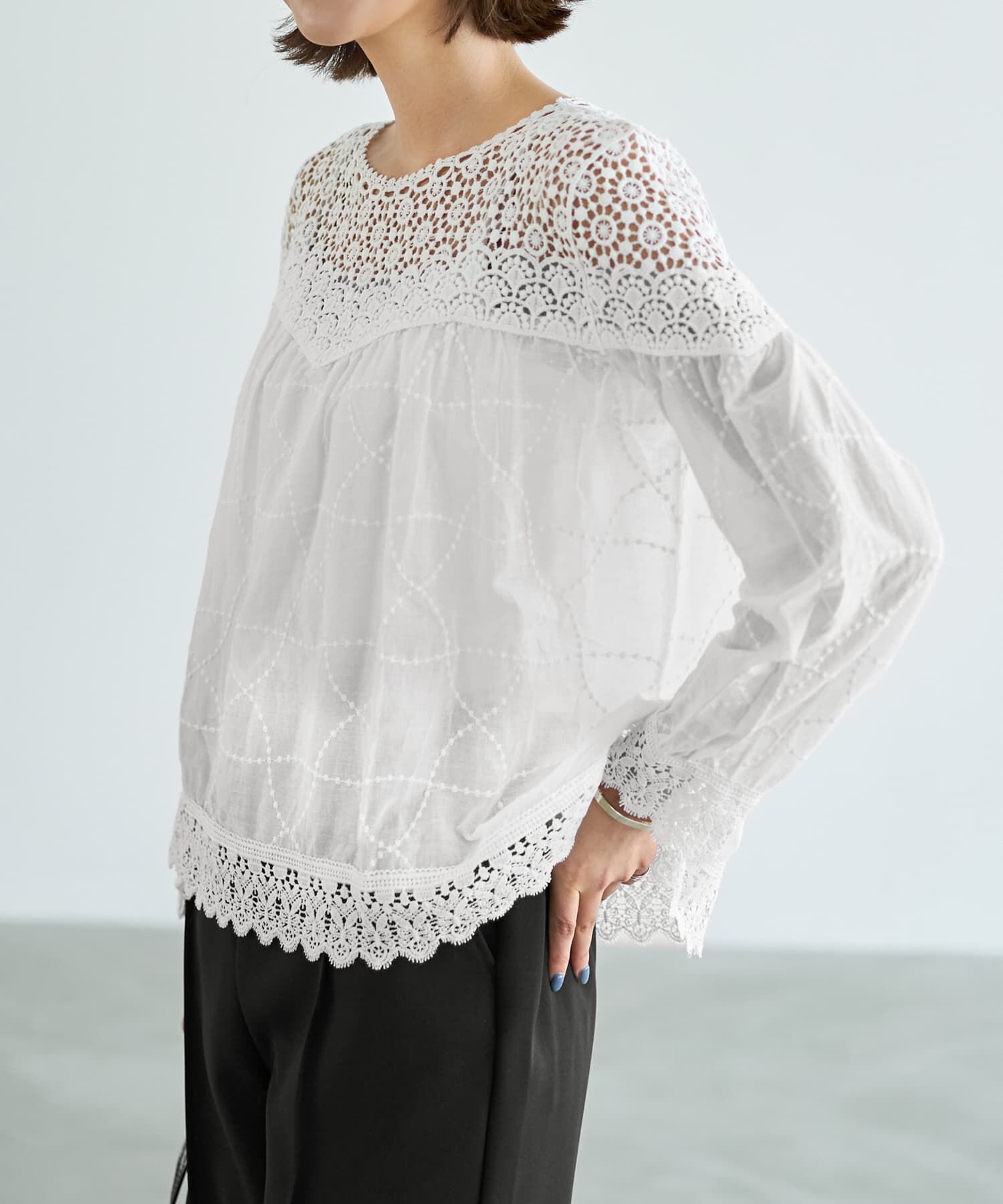 STYLE DELI「上部がレースのギャザーブラウス」|シャツ・ブラウス|ホワイト