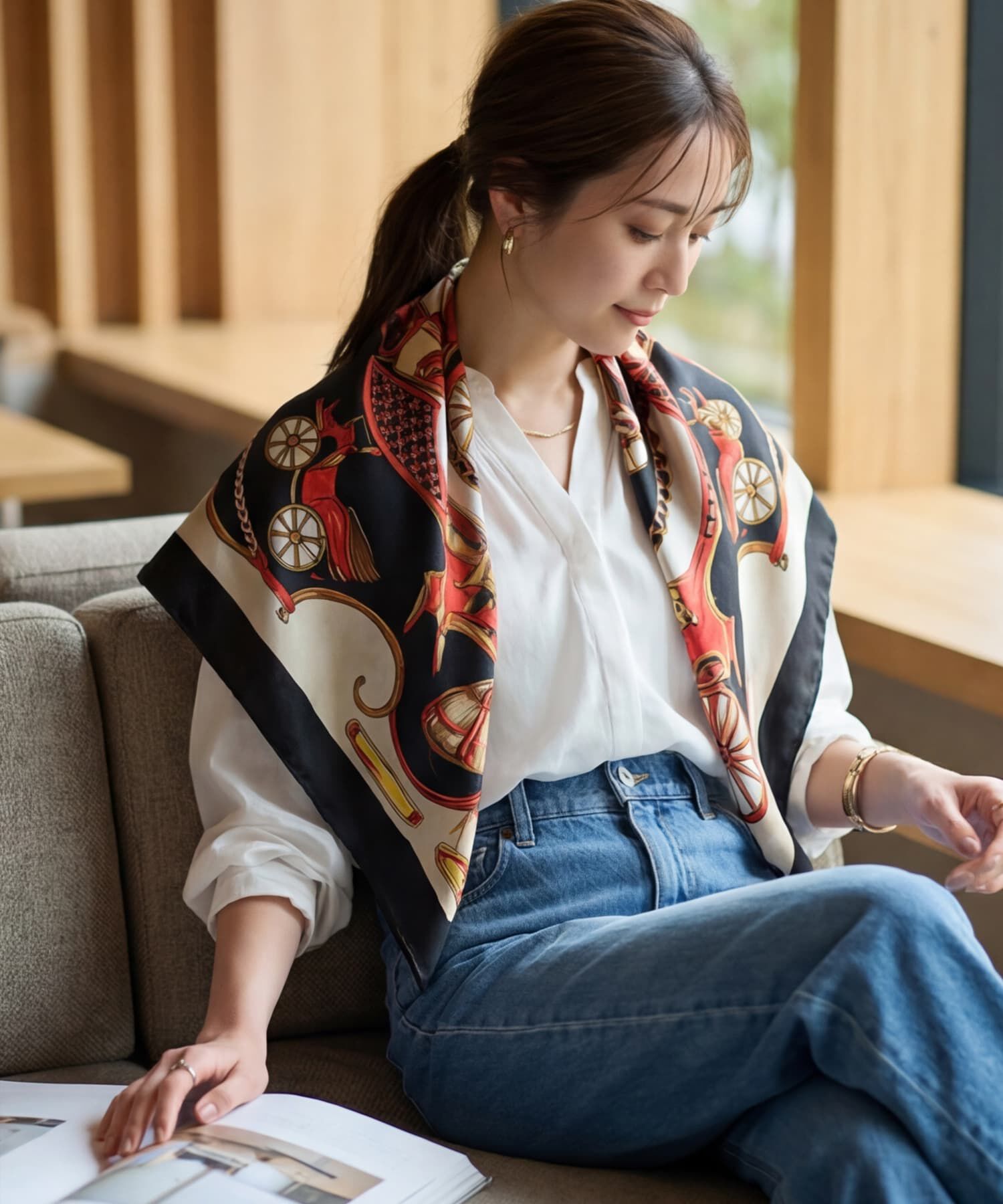 STYLE DELI「【DELI by】キャリッジプリントサテンスクエアスカーフ」|バンダナ・スカーフ|