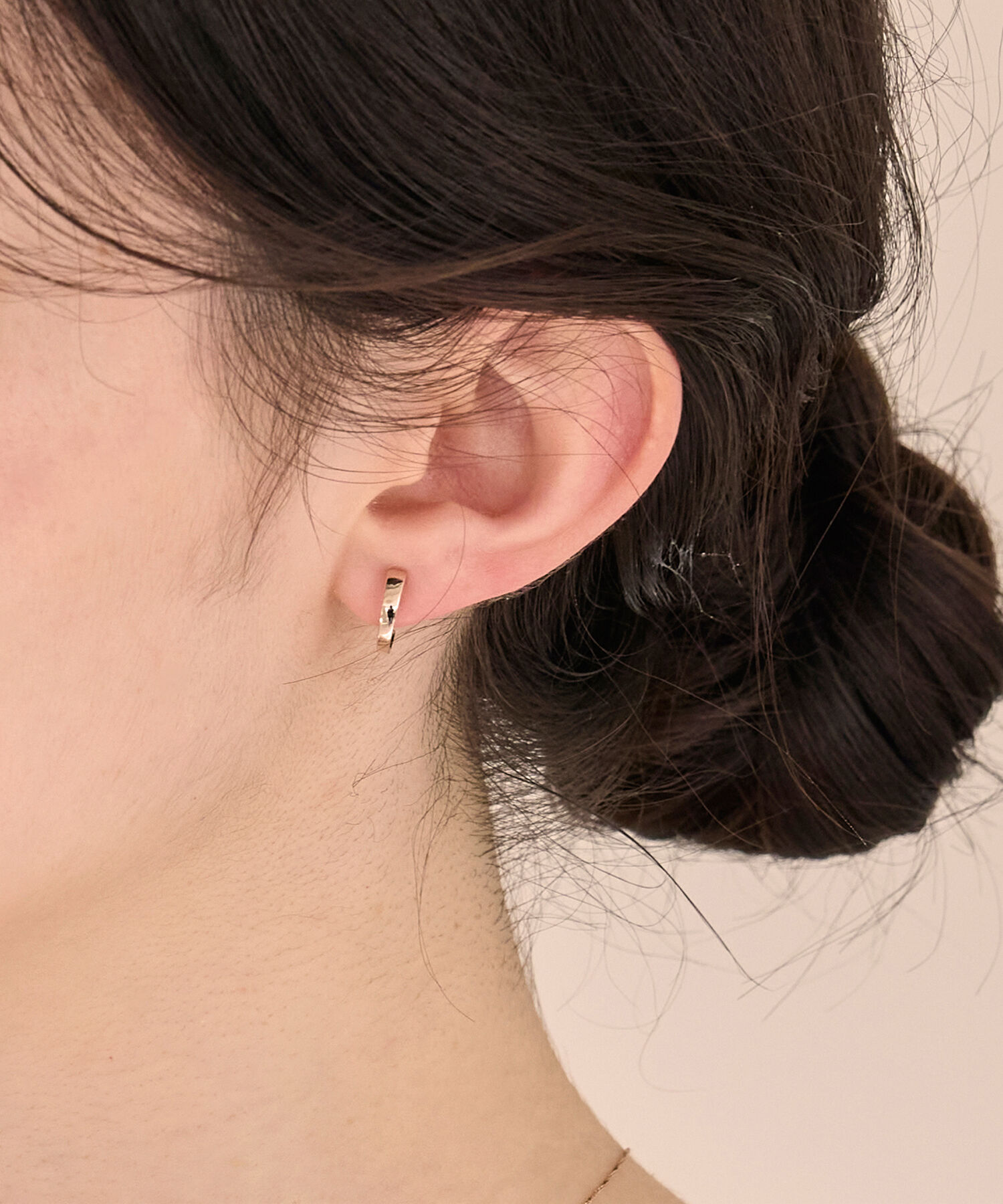 Phoebe「【痛くないシリーズ/金属アレルギー対応】モーションフープライトフィットイヤリング」|イヤリング|