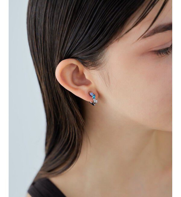 ete「ビジュー ハグイヤリング」|イヤリング|