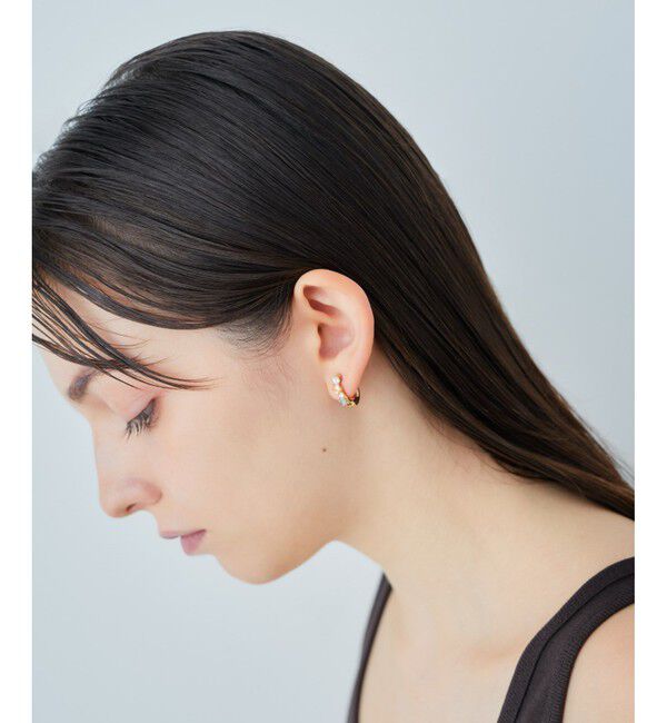 ete「ビジュー ハグイヤリング」|イヤリング|