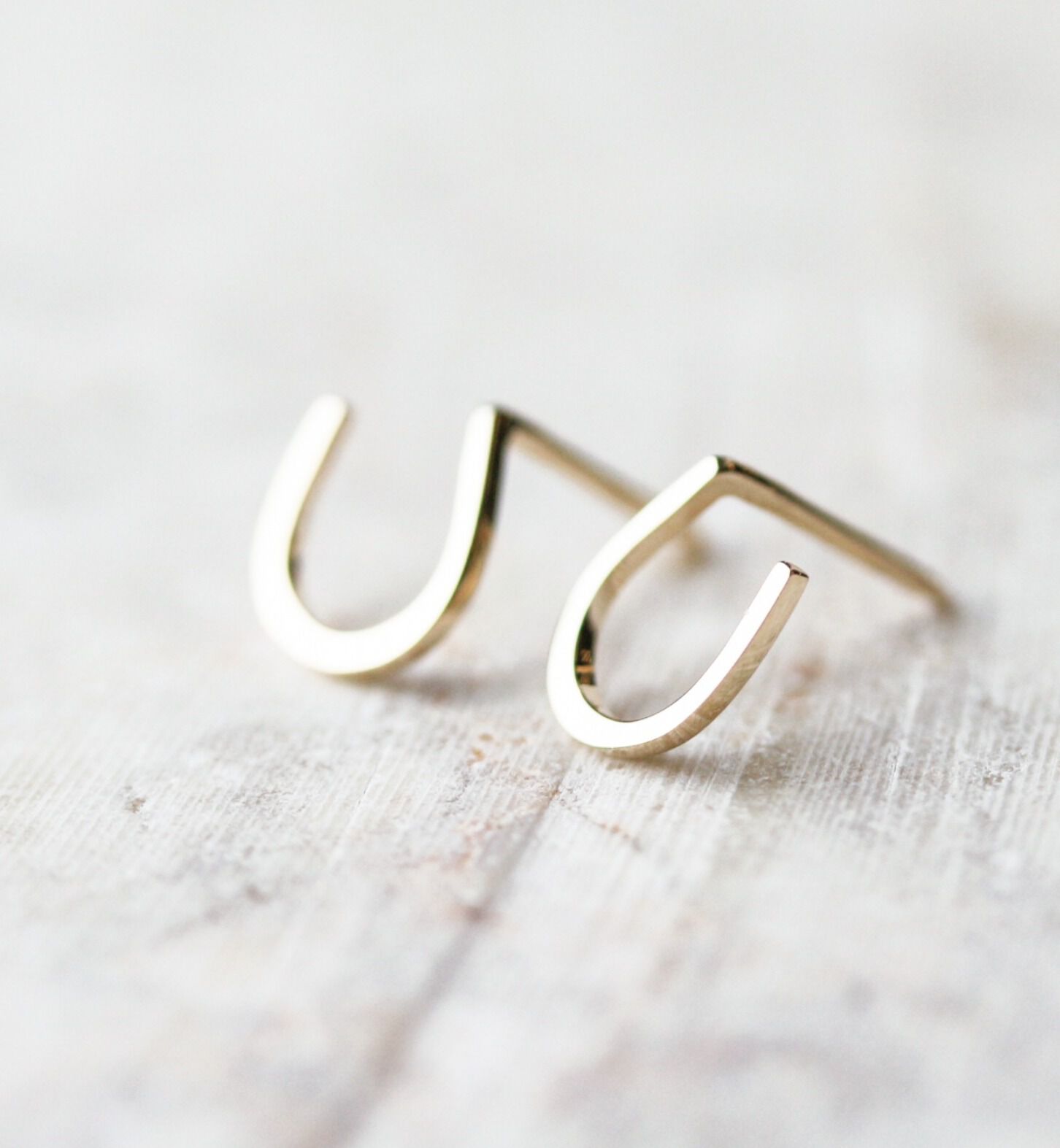  「ゴールド ホースシュー ピアス | K10YG」|ピアス|