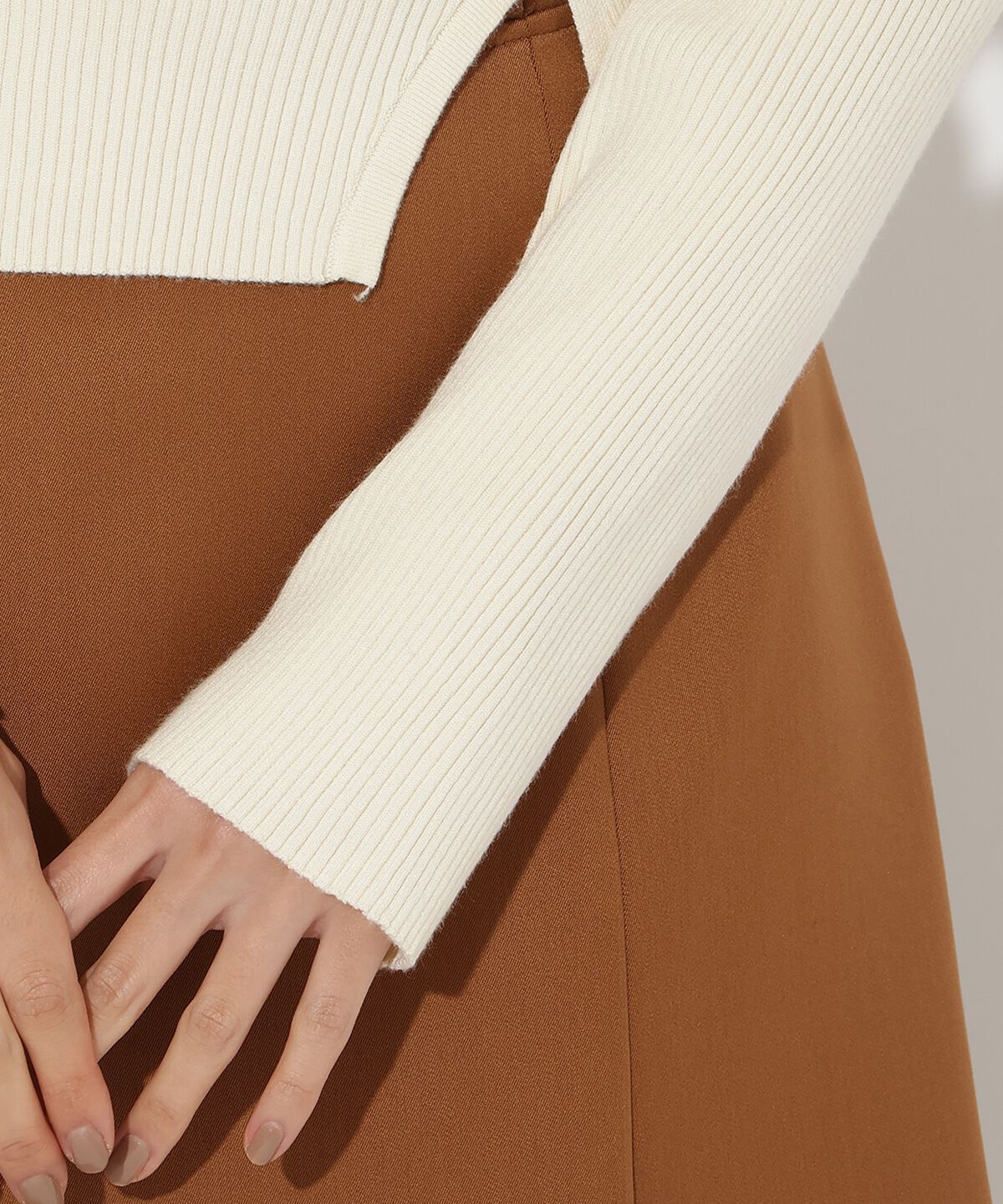 アンドクチュール「アシメリボンスリットプルオーバー」|ニット・セーター|