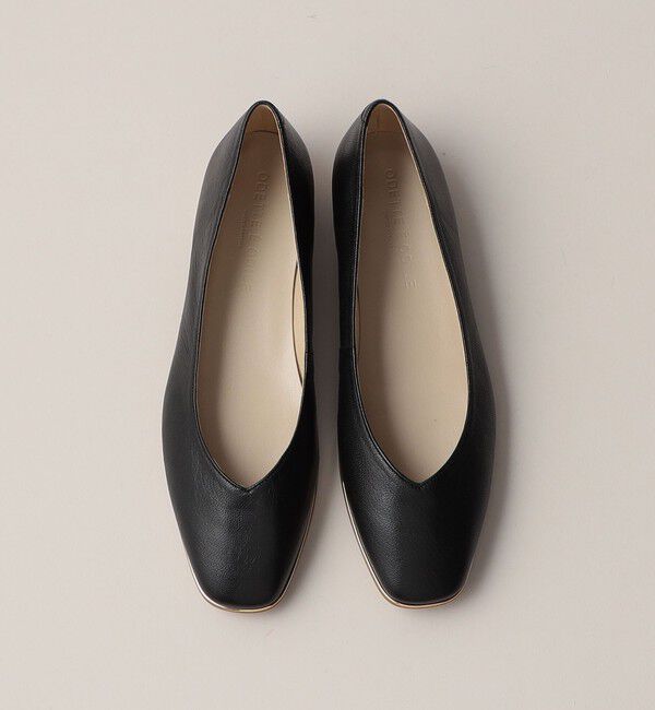 ODETTE E ODILE「ソフトVカット フラット15&darr;&uarr;」|パンプス|BLACK