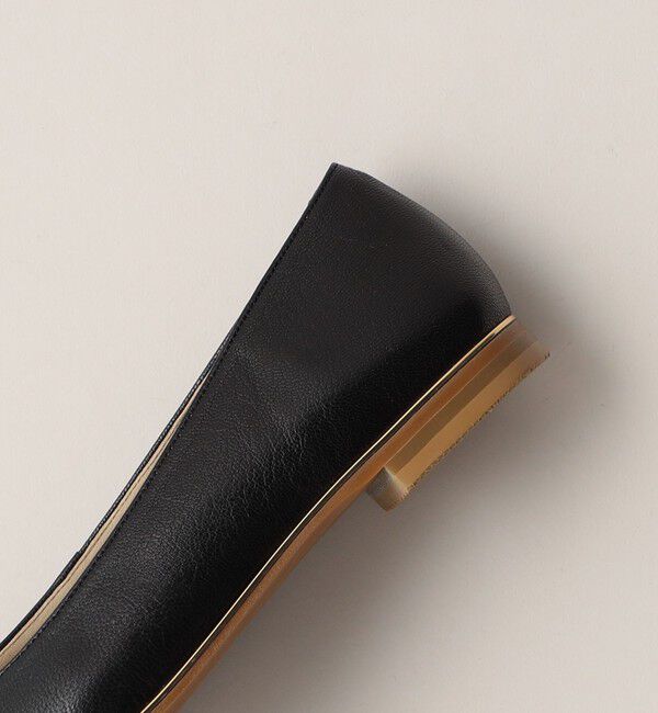 ODETTE E ODILE「ソフトVカット フラット15&darr;&uarr;」|パンプス|