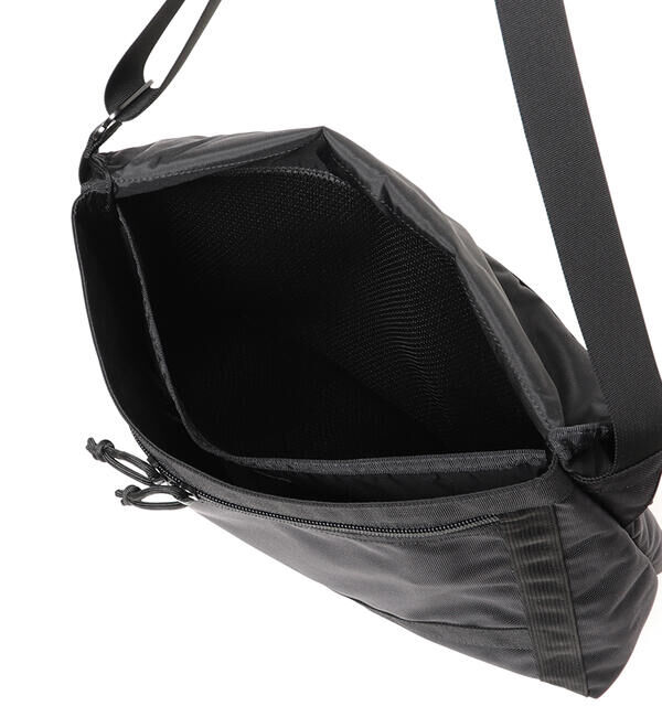 BEAMS PLUS「BRIEFING &times; BEAMS PLUS / 別注 Fleet Messenger 13」|トートバッグ|