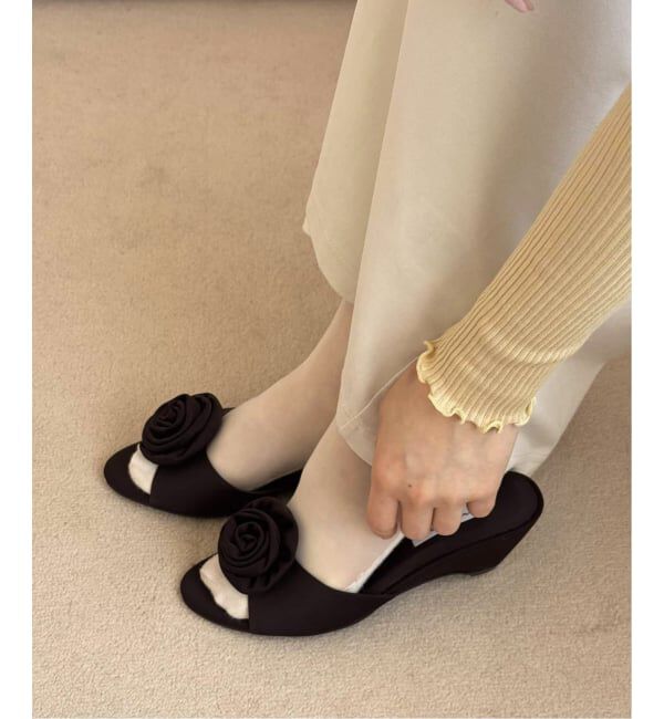  「《WEB限定》Le decore / ル デコレpuffy rose mule サンダル」|サンダル|