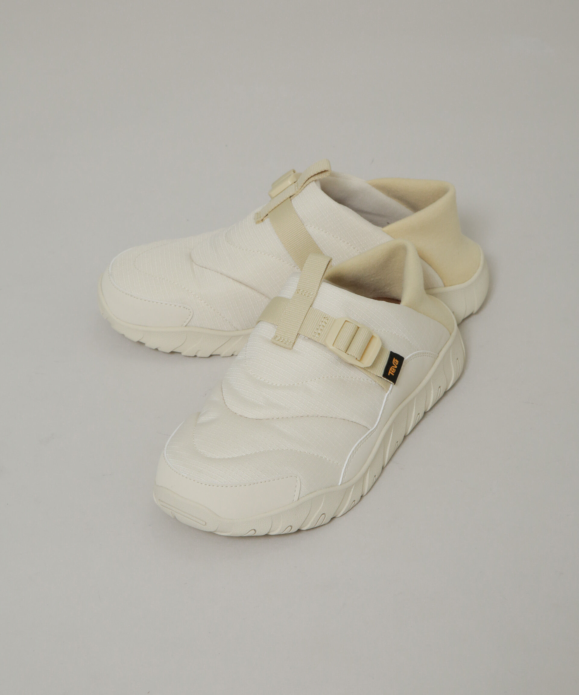 nano･universe「Teva/ReEmber Camp」|ビジネス・ドレスシューズ|クリーム5