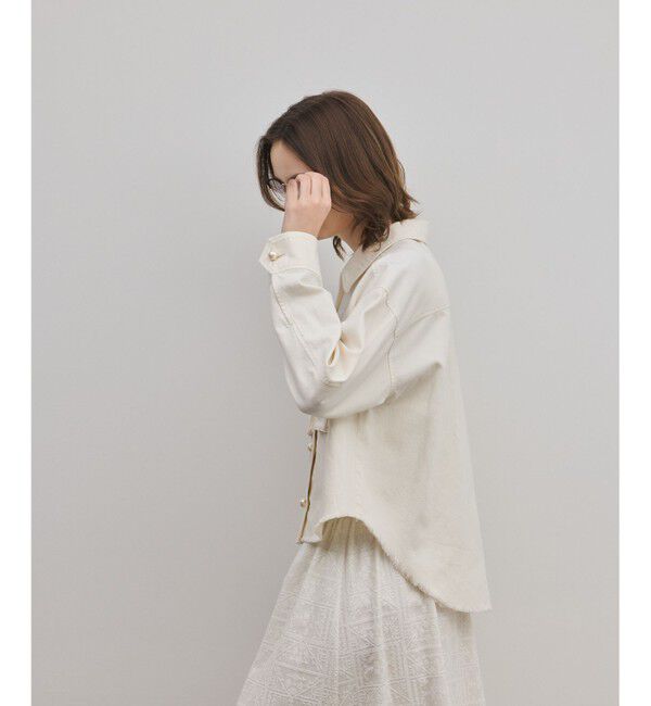 GRACE CONTINENTAL「パール釦ピグメントシャツ」|シャツ・ブラウス|