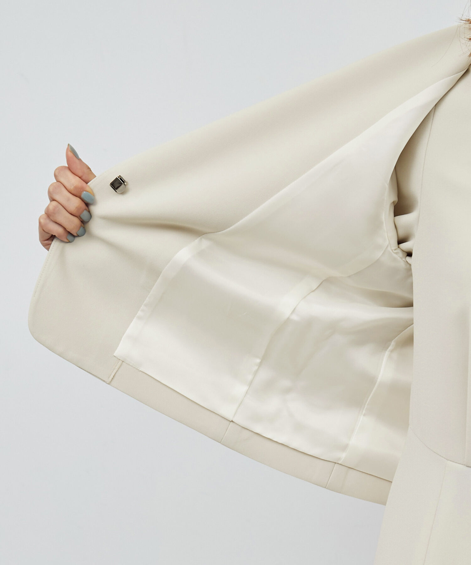 ROPE「トリアセテートダブルクロス クルーネックジャケット【セレモニー/通勤対応】【洗える】」|ノーカラージャケット|