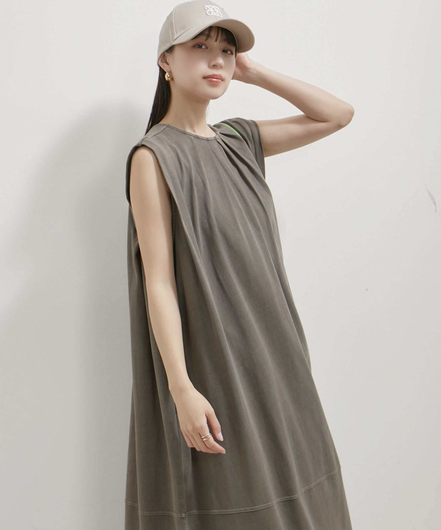 VIS「【洗える】ピグメント加工タックフレアワンピース」|ワンピース|