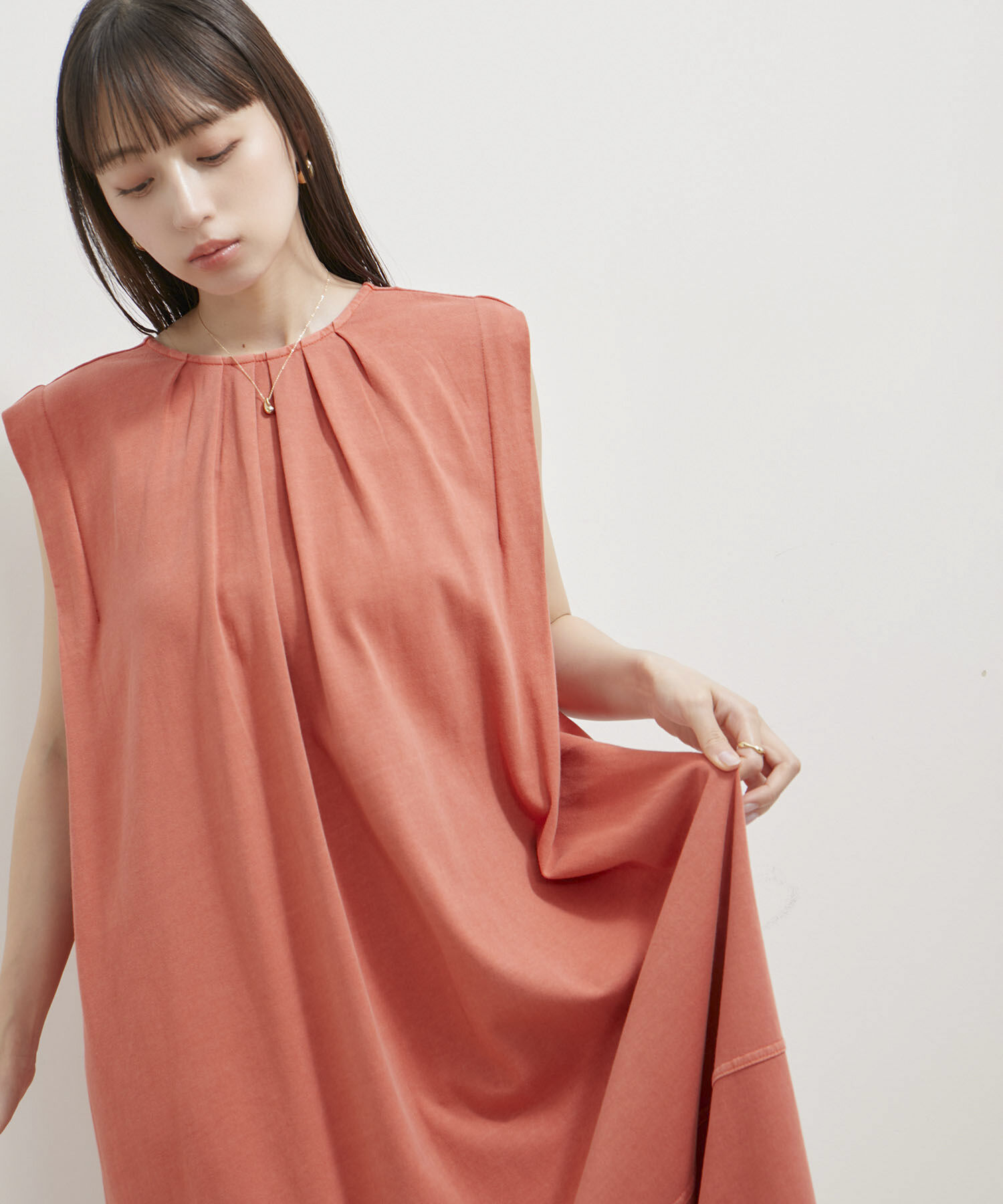 VIS「【洗える】ピグメント加工タックフレアワンピース」|ワンピース|