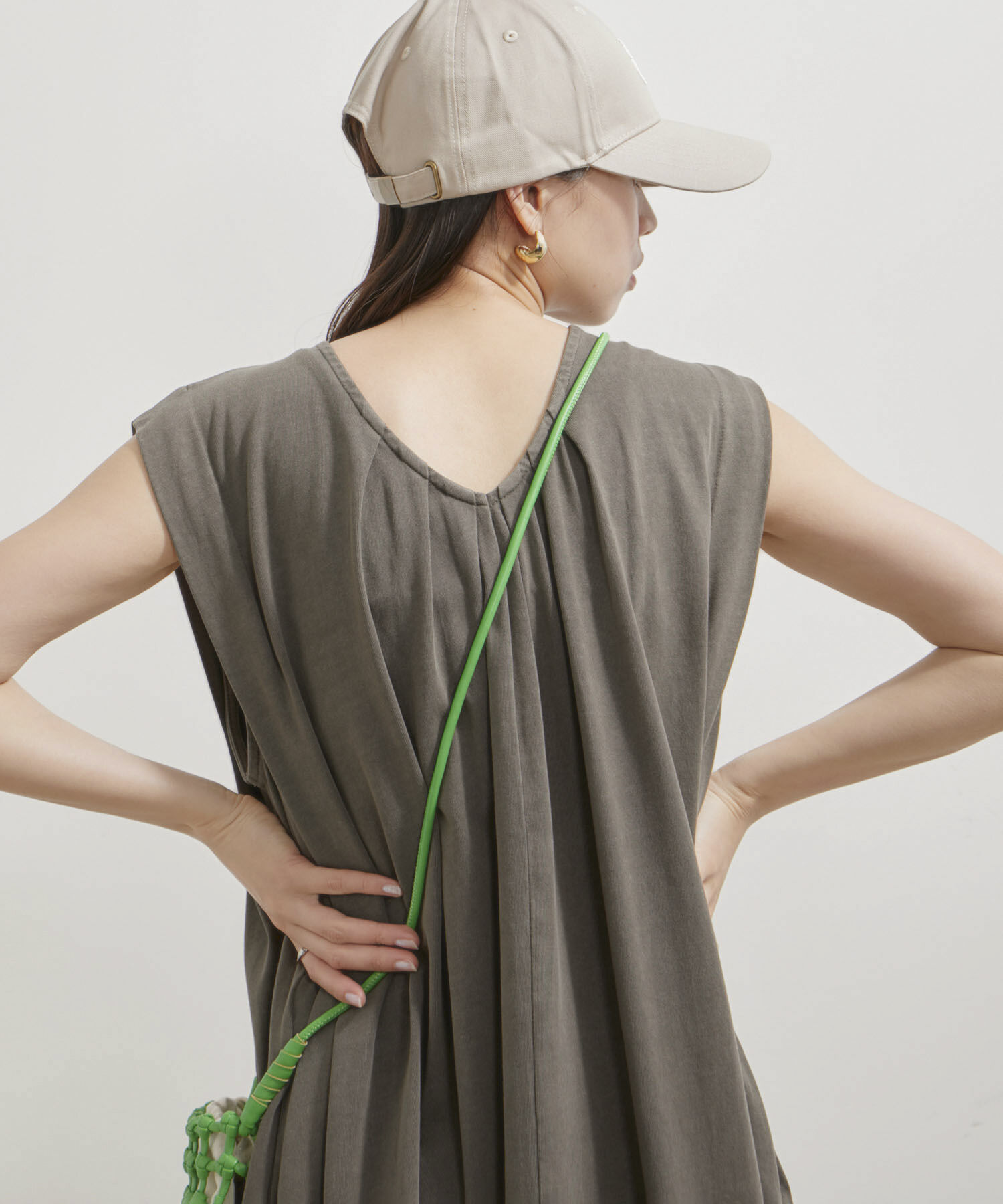 VIS「【洗える】ピグメント加工タックフレアワンピース」|ワンピース|