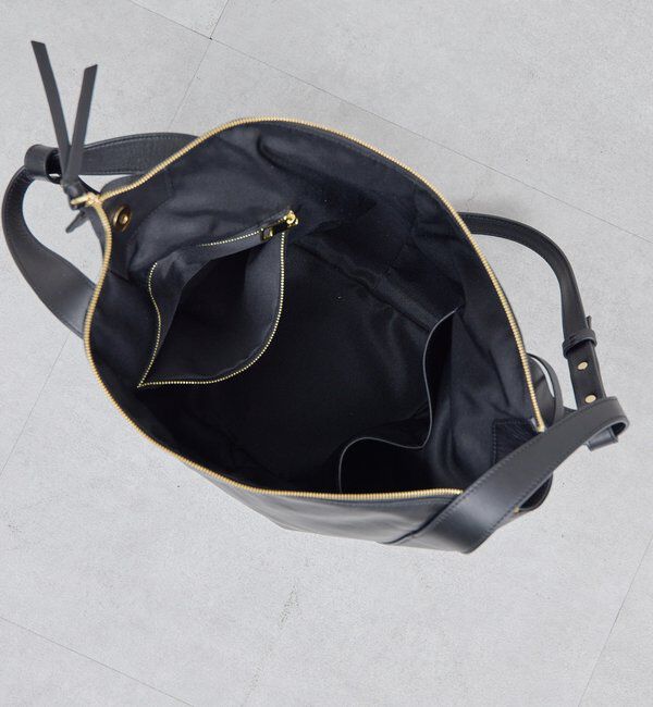  「【2.718】レザーショルダーバッグ」|クラッチバッグ|