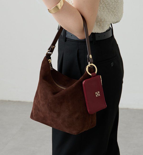  「カラビナ付き ソフトレザーマルチケース」|その他|