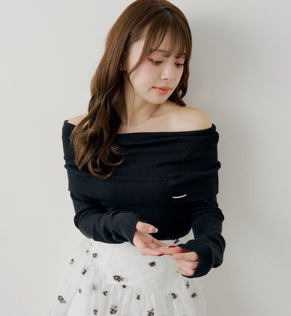  「【SALON by Chico】ドットプリントオフショルニット」|ニット・セーター|