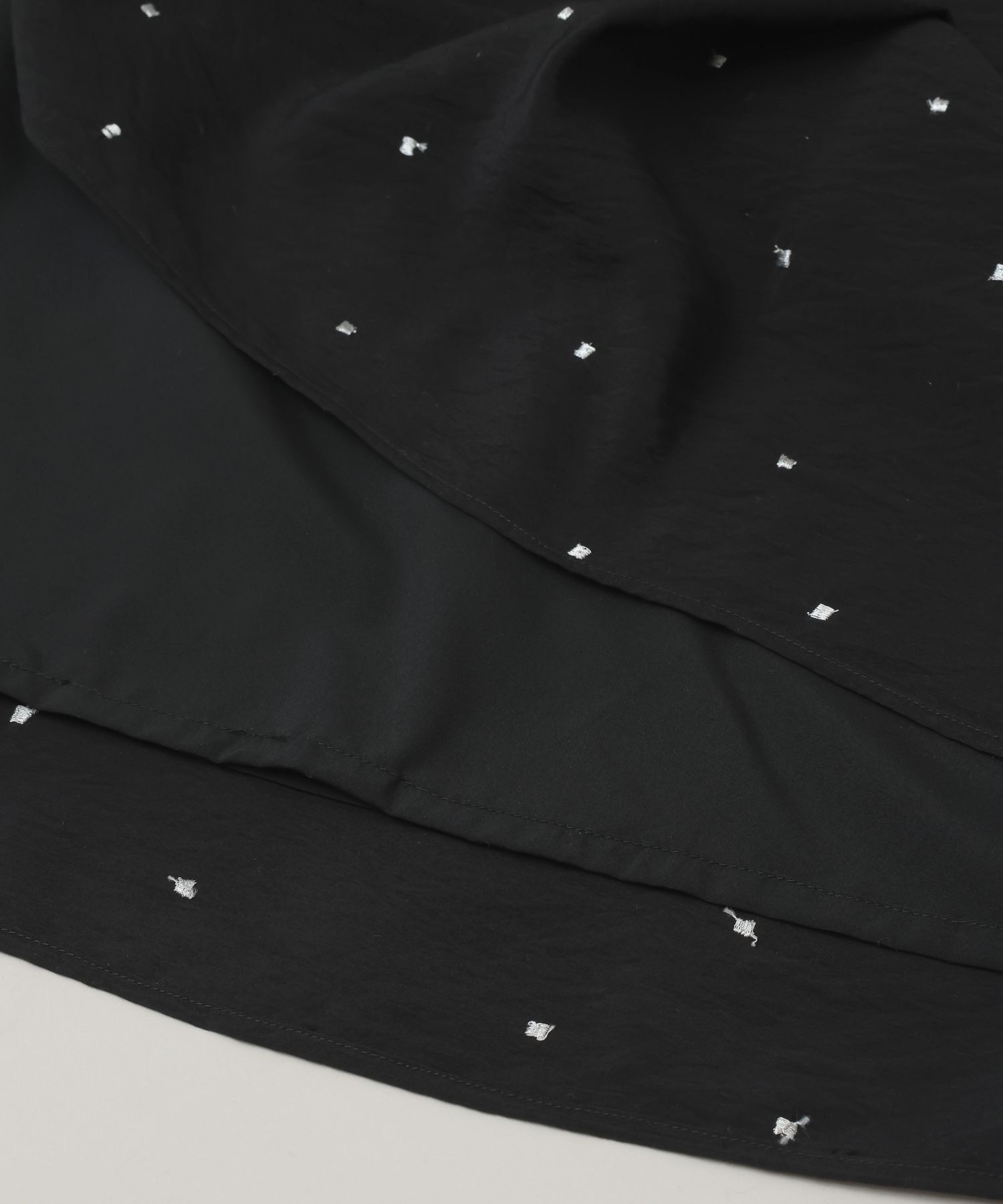 A part by 「ドットシシュウキャミワンピース」|ワンピース|