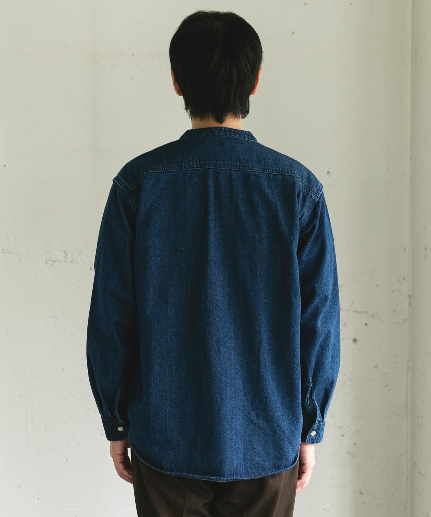 URBAN RESEARCH DOORS「デニムバンドカラーシャツ」|シャツ・ブラウス|