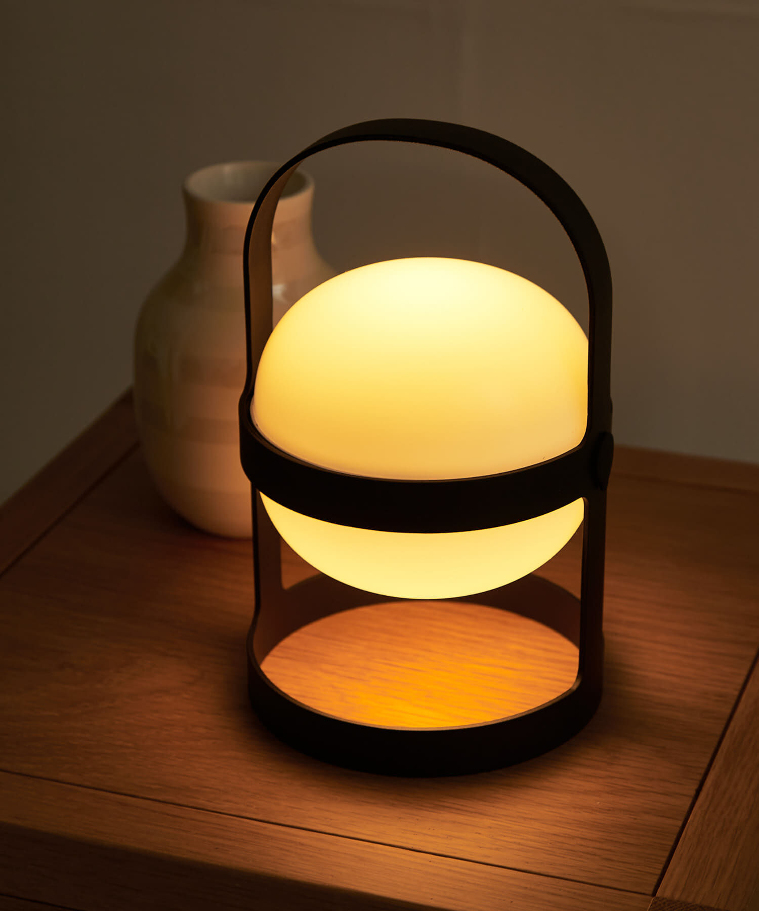 URBAN RESEARCH DOORS「『WEB限定』ROSENDAHL COPENHAGEN　ソフトスポットソーラー 25cm」|電化製品|