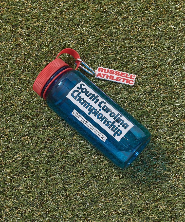 AMERICAN HOLIC「【RUSSELL】ラバーチャーム付きクリアボトル」|その他|