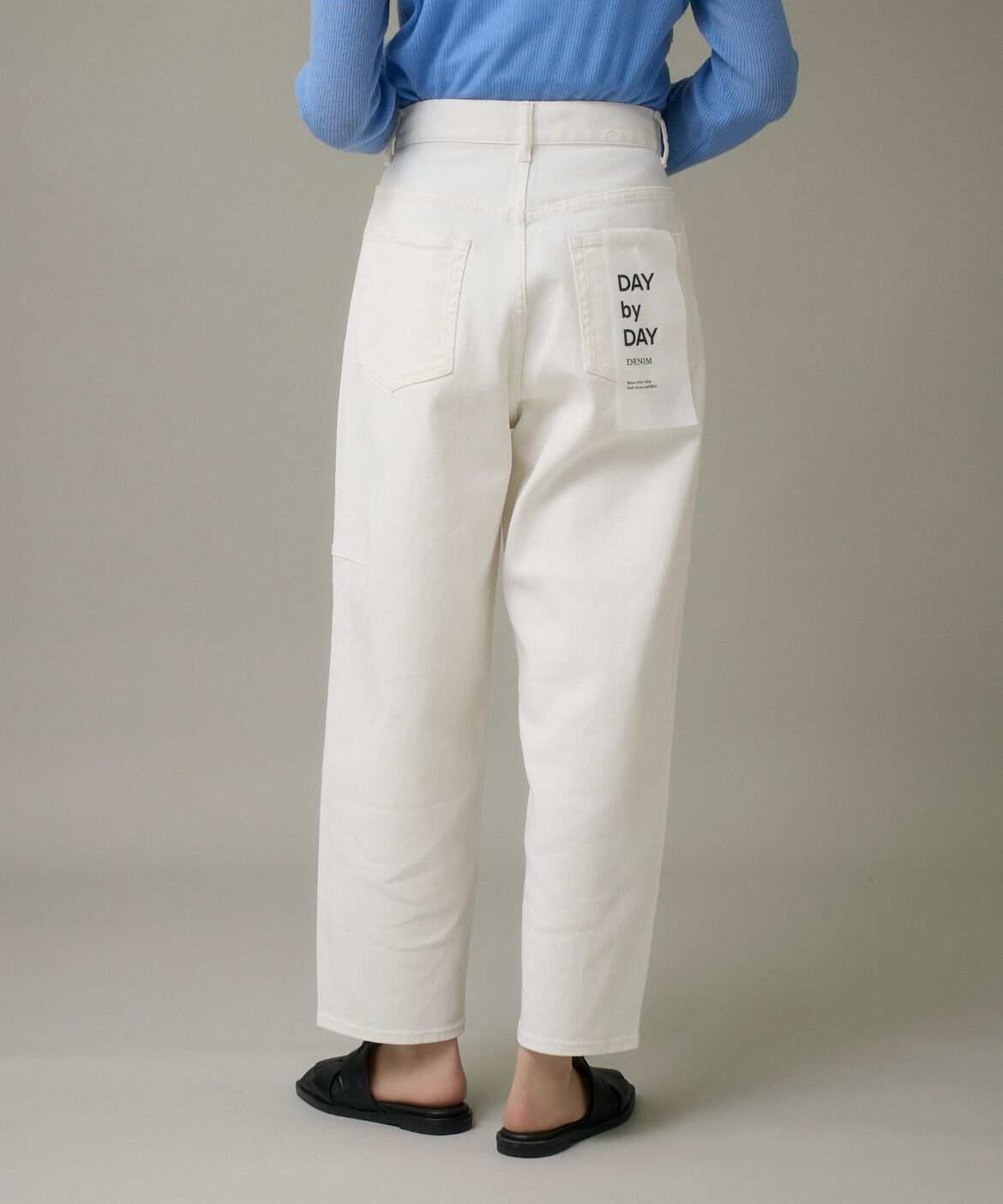 DAY by DAY it&rsquo;s international「ホワイトデニムバレルレッグパンツ」|その他|