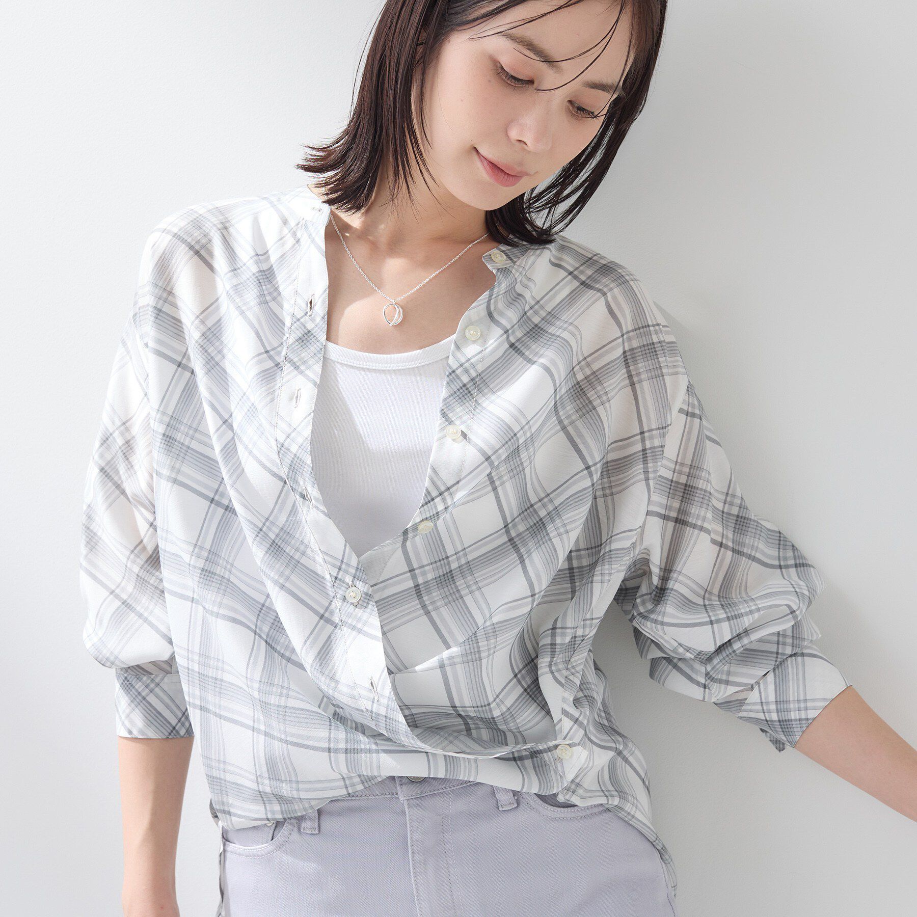 INDIVI「【2WAY／シアー】バイアスチェック柄＆無地 カシュクールシャツ」|シャツ・ブラウス|