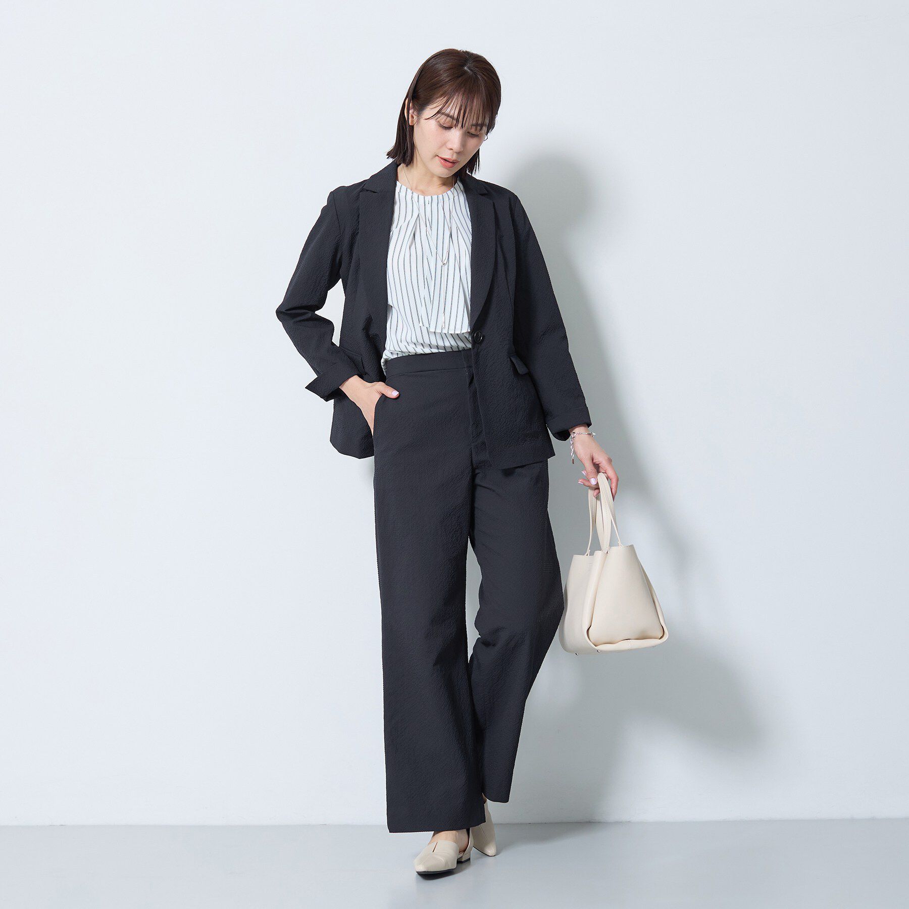 INDIVI「【洗える／UVケア／SETUP可能】サッカー素材ストレートパンツ」|その他|