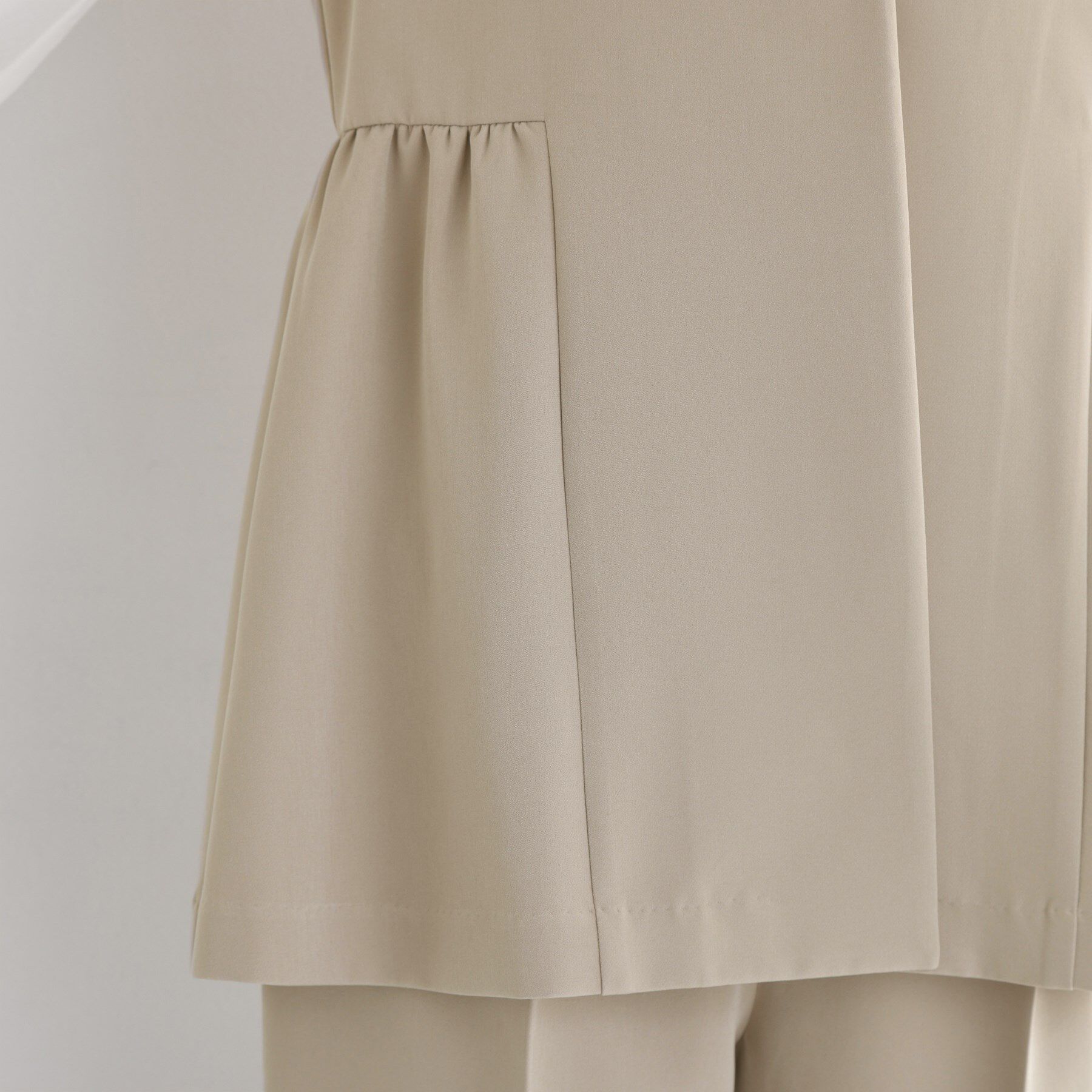 THE SHOP TK「【通勤・きちんと見えに】ダブルクロス ペプラムジレ/セットアップ可」|ベスト・ジレ|