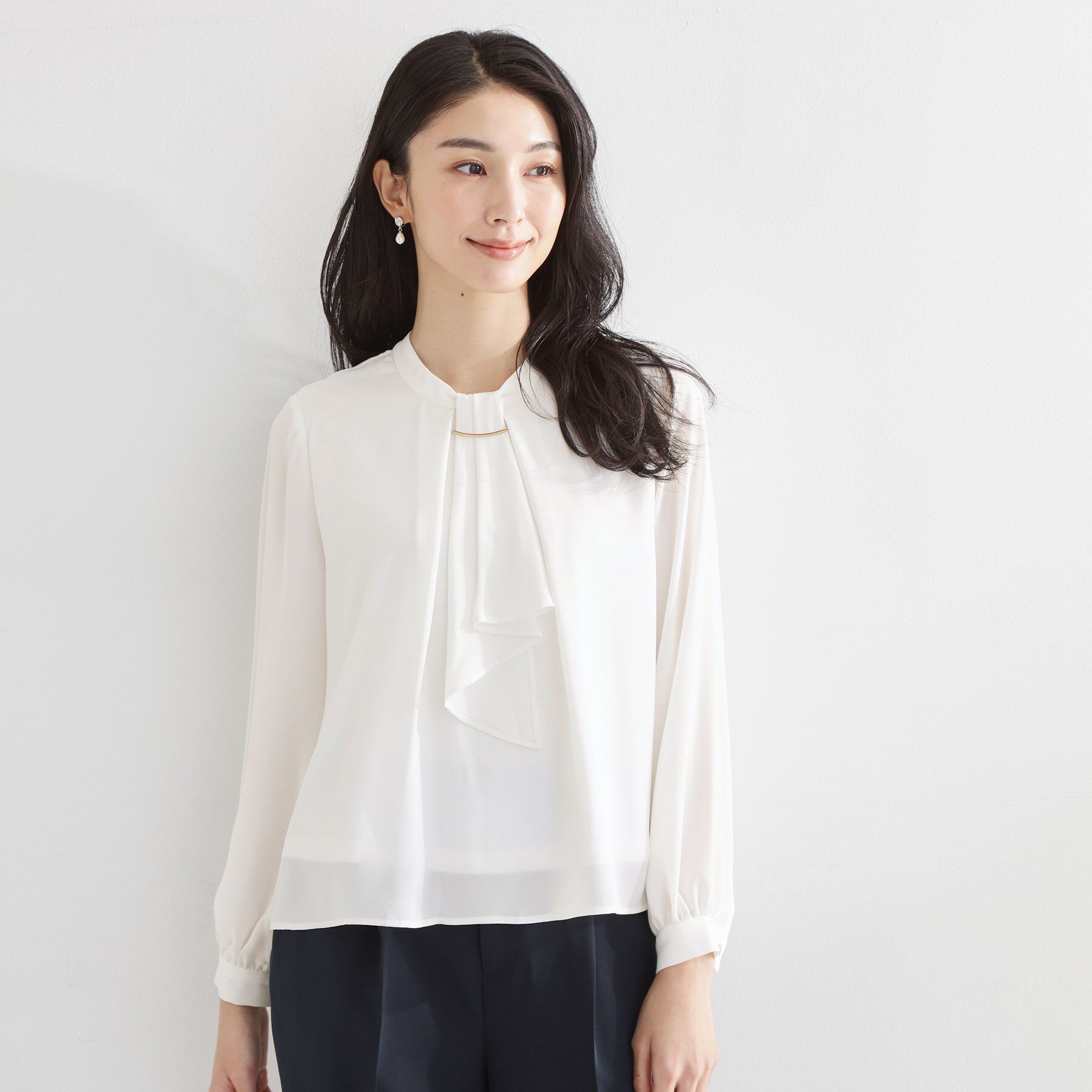 THE SHOP TK「バー付きラッフルタイブラウス」|シャツ・ブラウス|