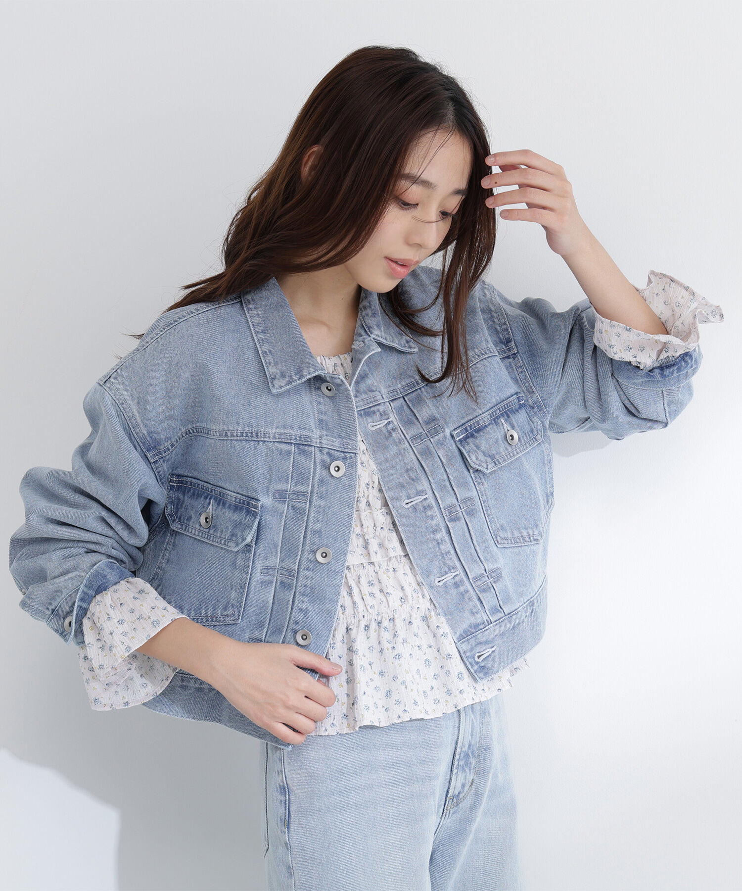  「ショートデニムジャケット」|ブルゾン・スタジャン|