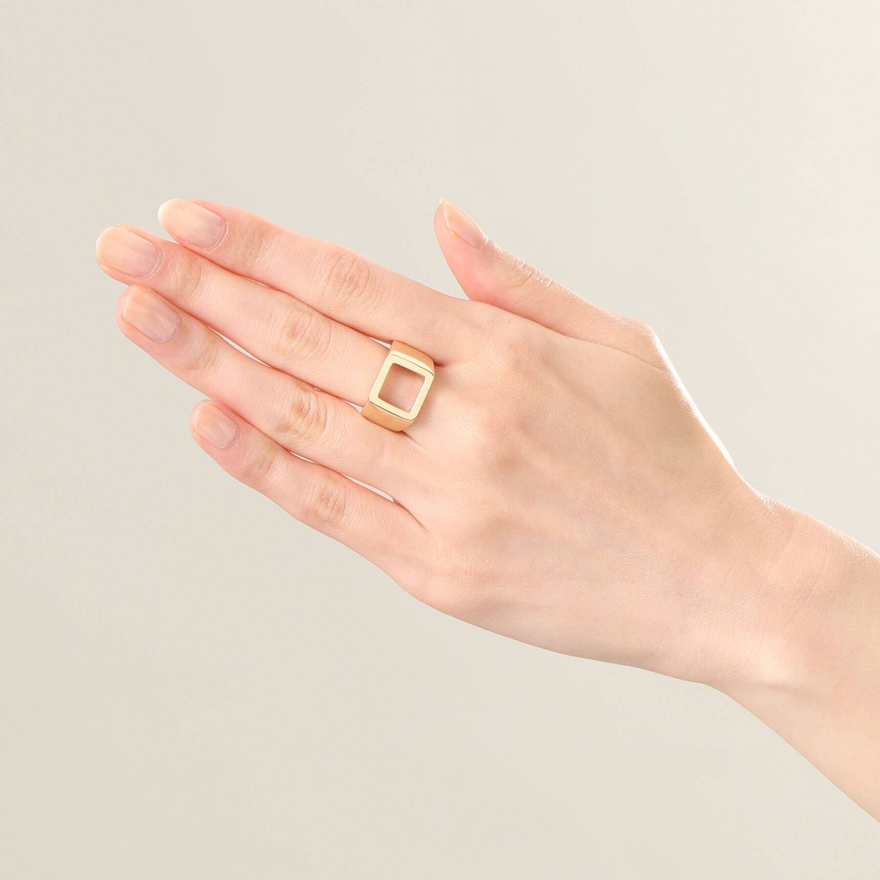 COCOSHNIK「K10オープンシグネット スクエアリング」|リング|