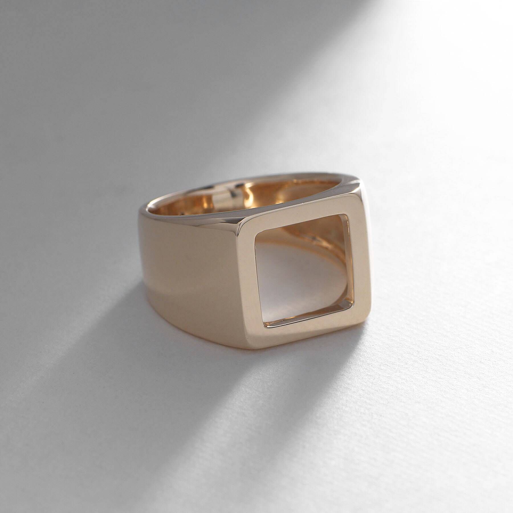 COCOSHNIK「K10オープンシグネット スクエアリング」|リング|