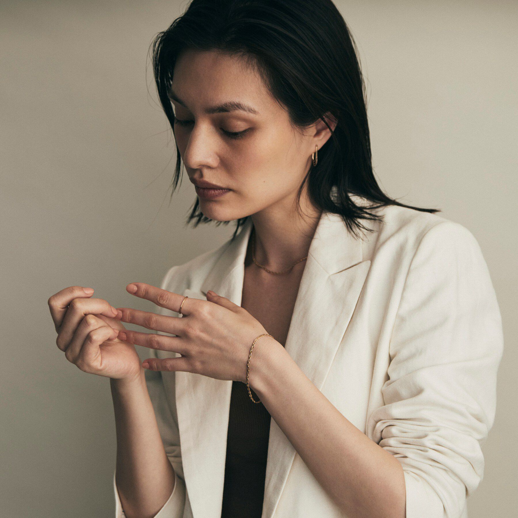 COCOSHNIK「K10ベネフラット三つ編み ブレスレット」|イヤーカフ|