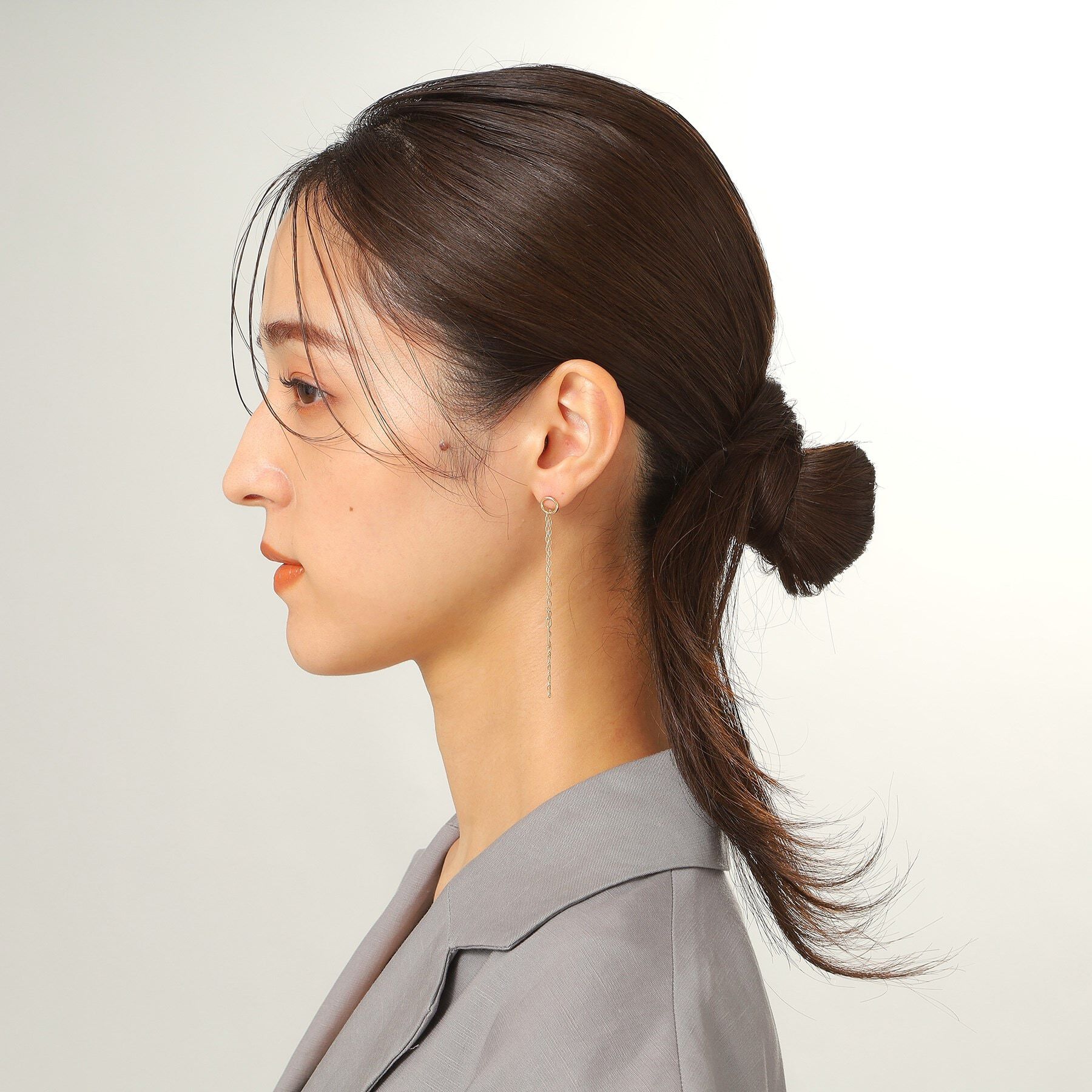 COCOSHNIK「K10中空サークルフックチェーン スタッドピアス」|ピアス|