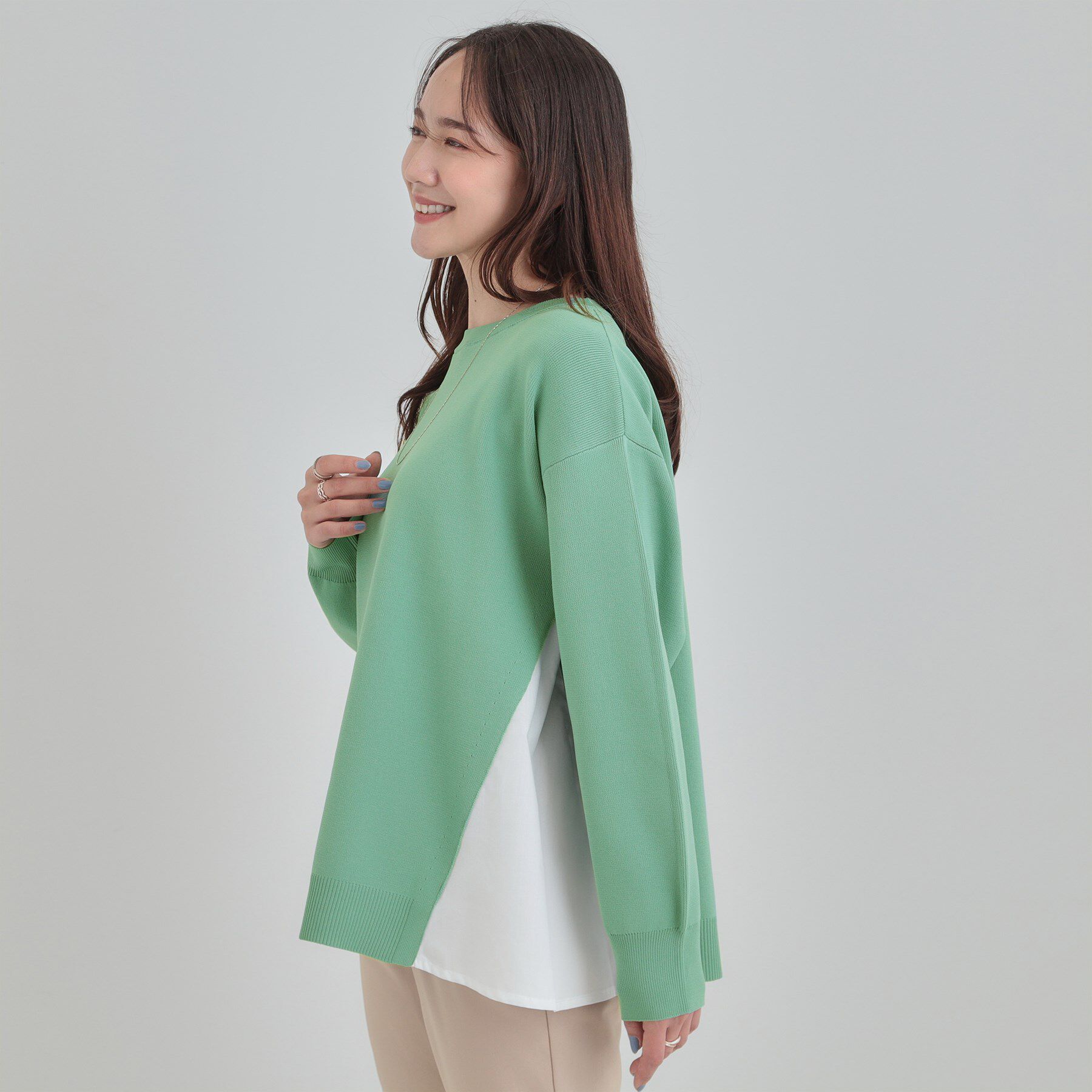 SHOO･LA･RUE「【洗濯機可/S-LL/体型カバー】横姿もきれい見え スポンディッシュ Aライントップス」|ニット・セーター|