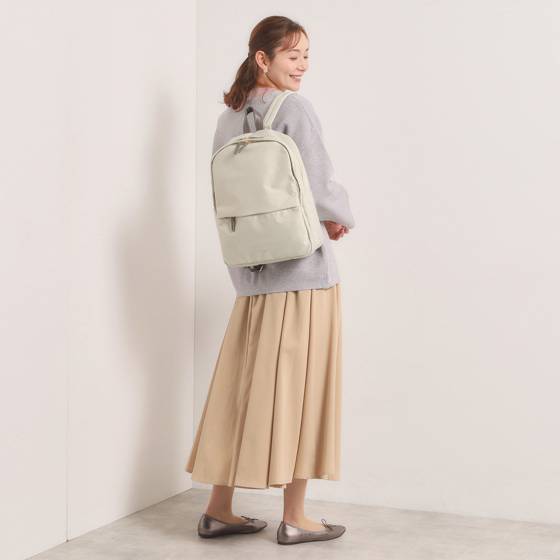 ITS&rsquo;DEMO「【収納アドバイザー監修】合皮コンビリュック」|リュック|